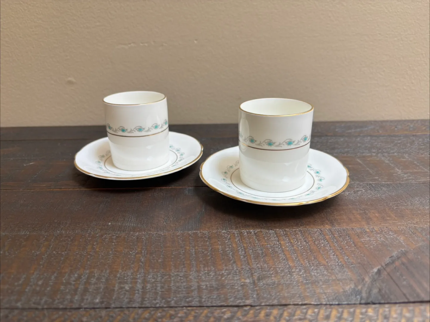 🇨🇦2 Coalport Harrington Cup & Saucer Set thumbnail