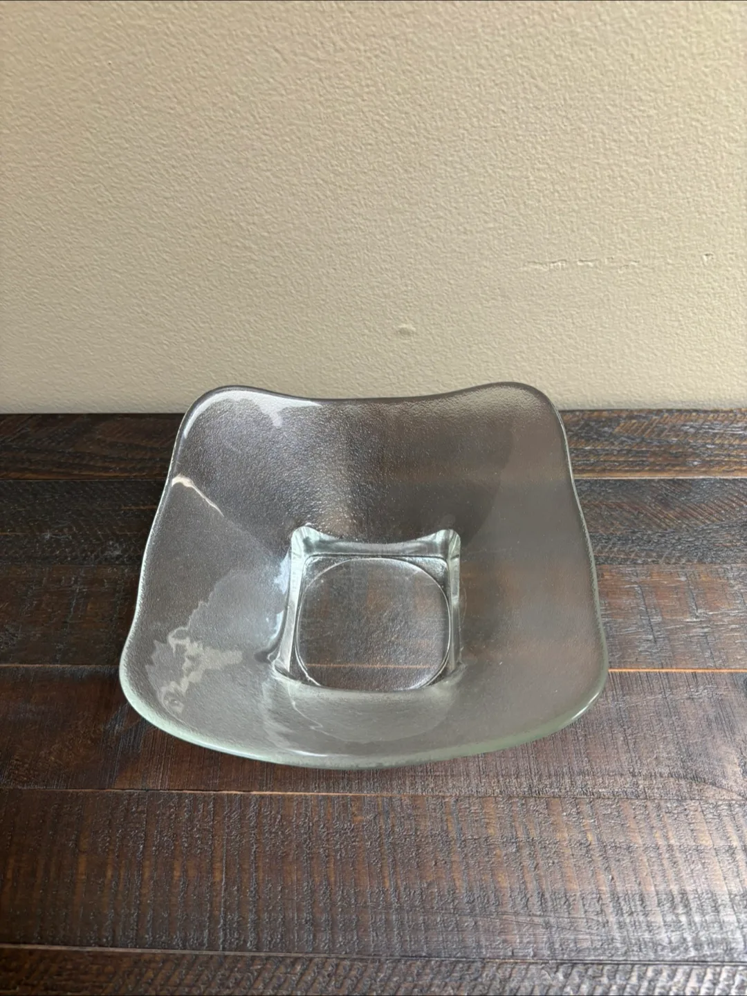 🇨🇦Glass Decorative Bowl thumbnail