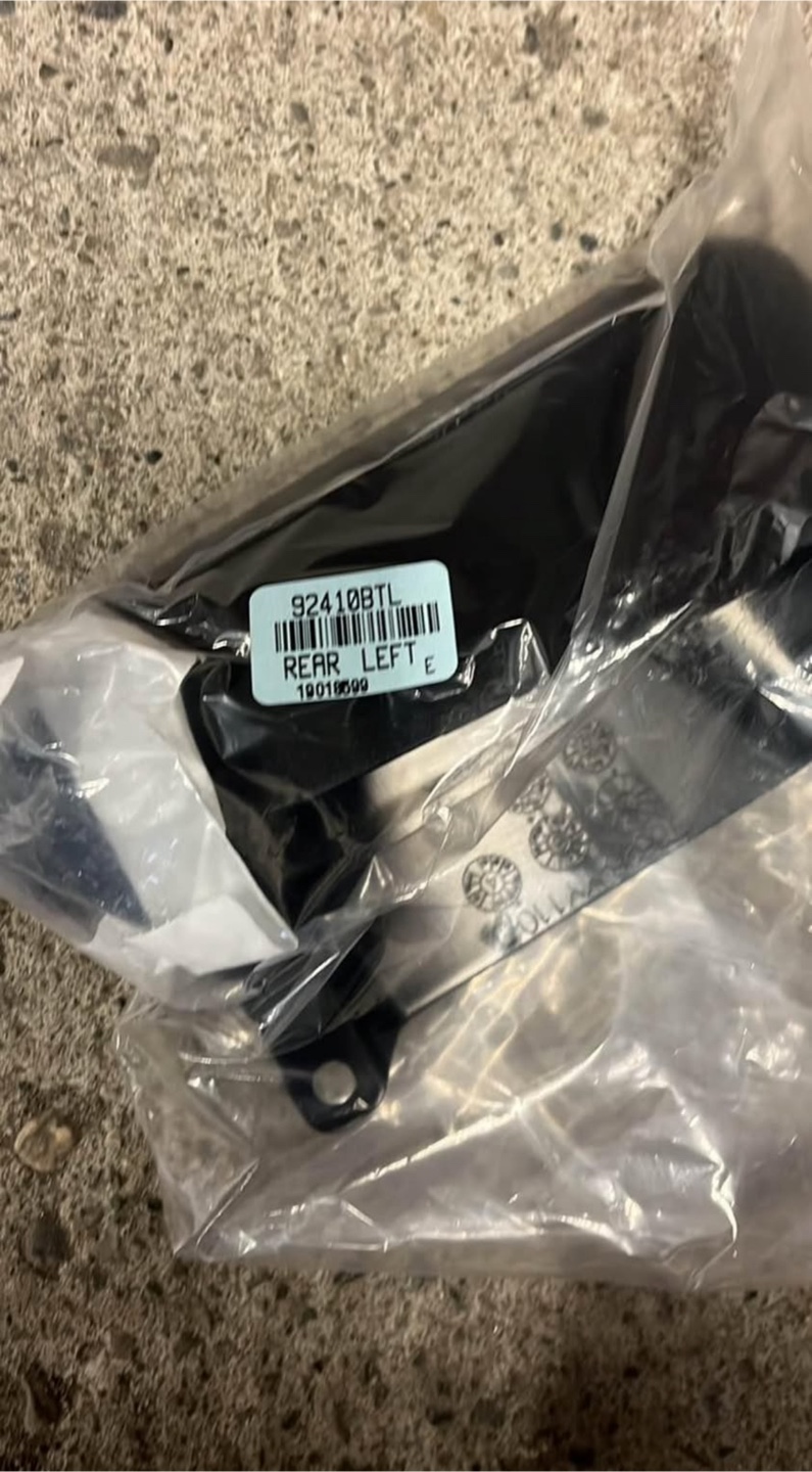 Rear Left Mud Flap 92410BTL Toyota OEM - photo 2