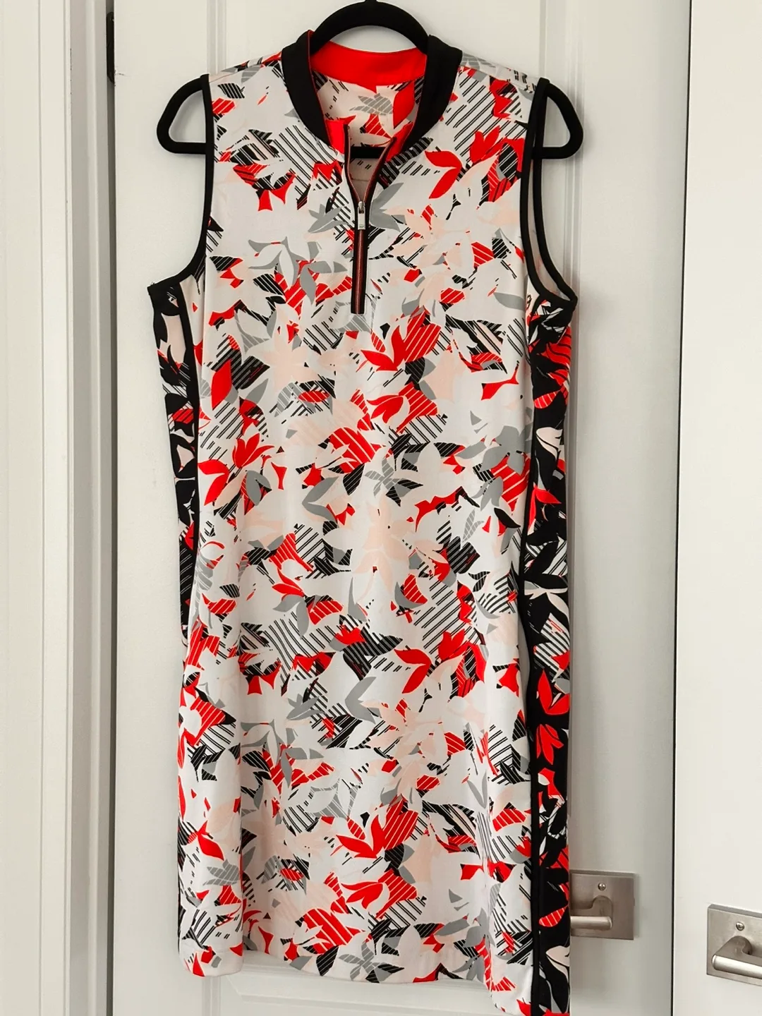 Tail Golf Dress - Size large image indicator(2)