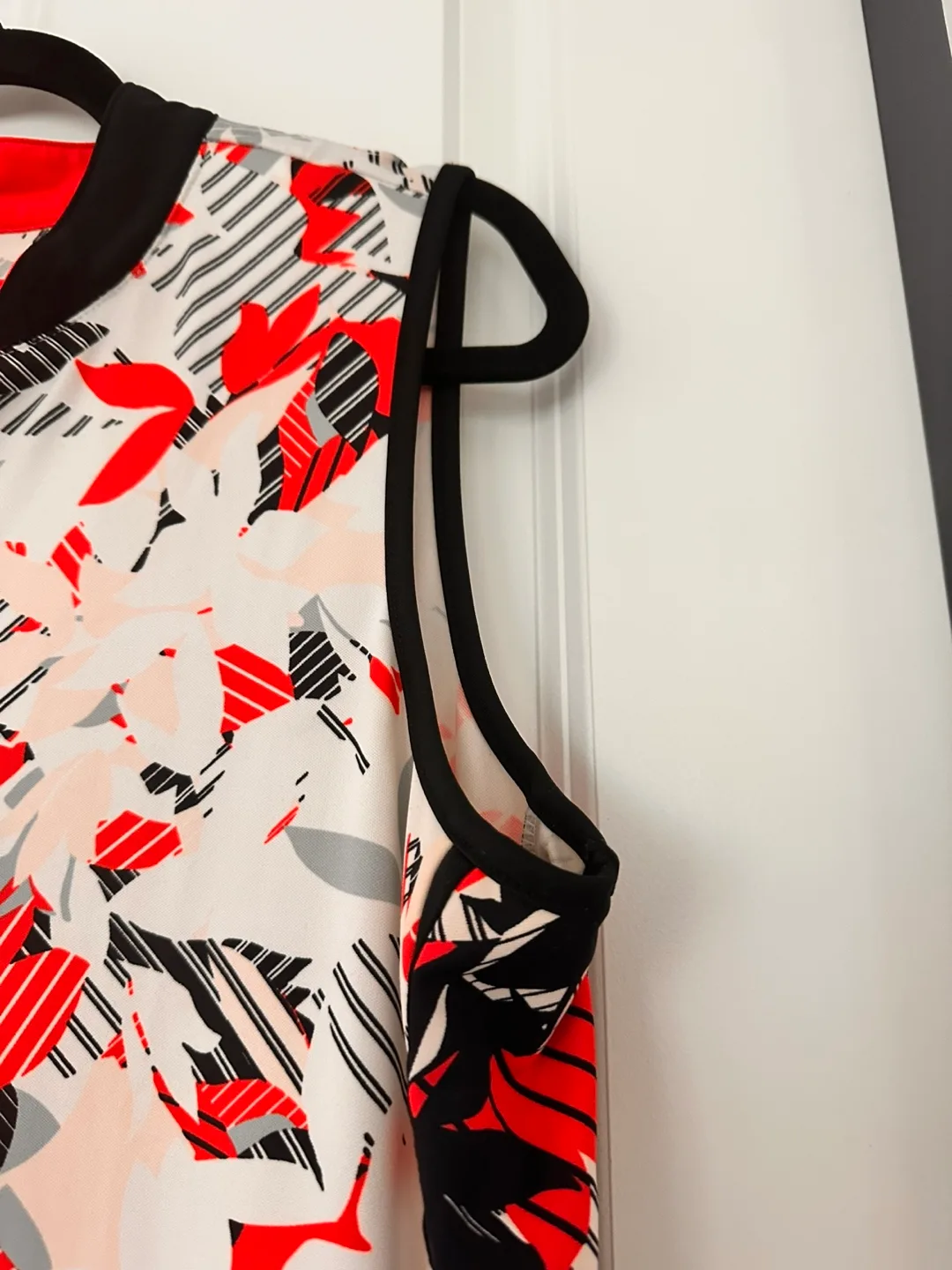 Tail Golf Dress - Size large image indicator(5)