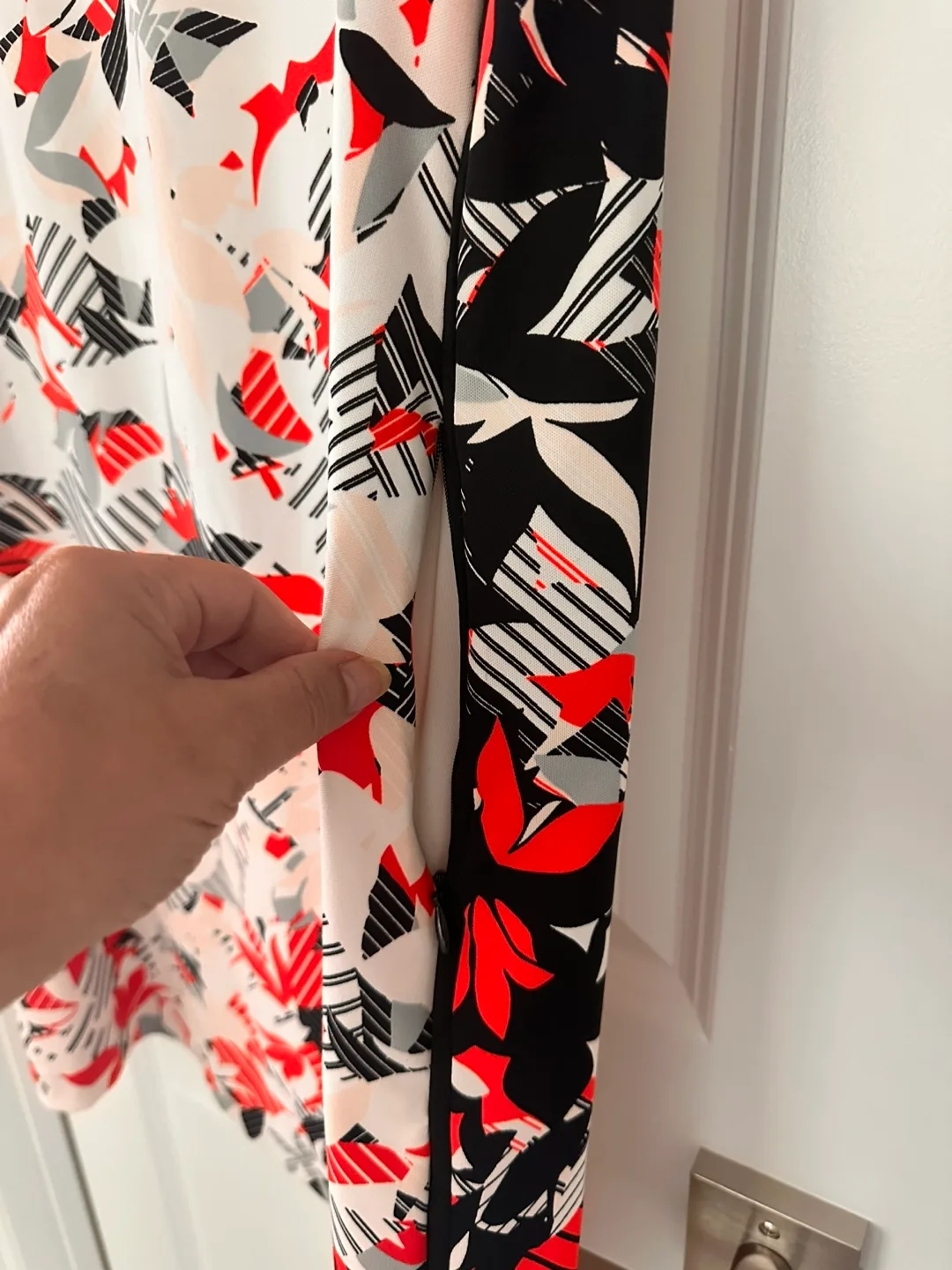 Tail Golf Dress - Size large image indicator(6)