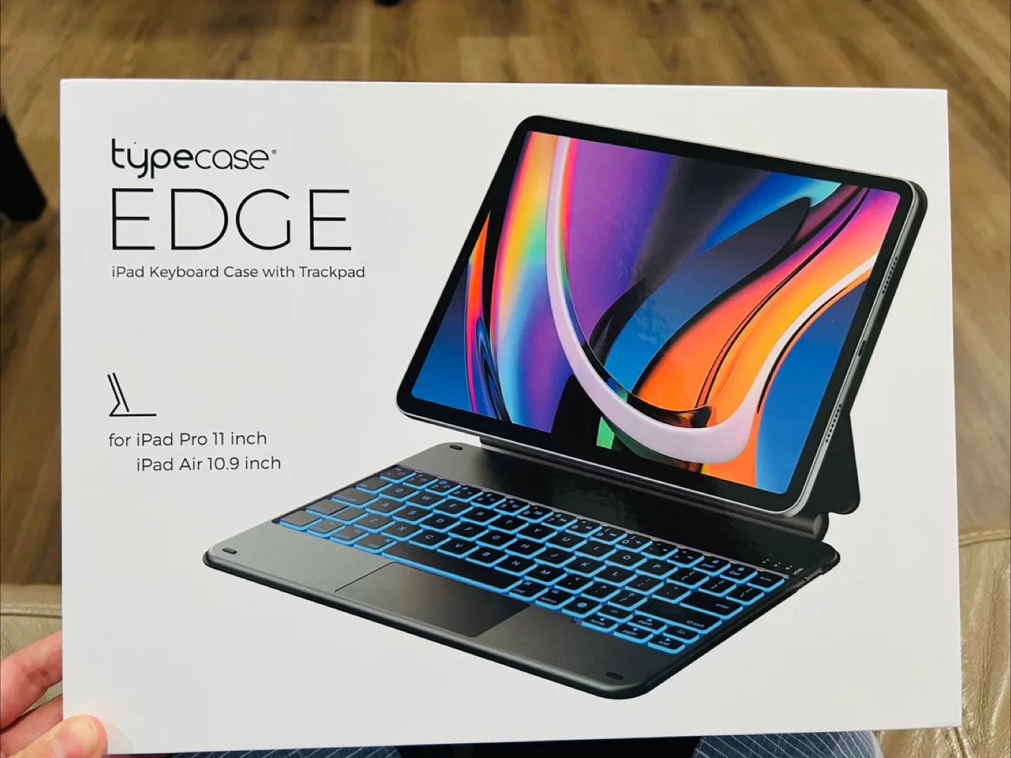 Hypercase Edge iPad Keyboard Case w/ Trackpad - Like New! thumbnail