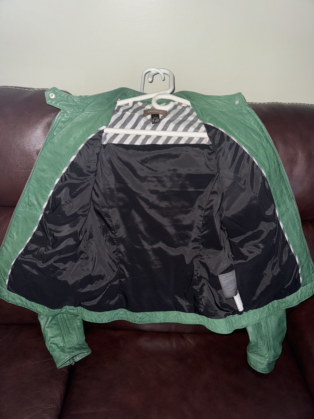 Danier Leather Jacket - photo 2