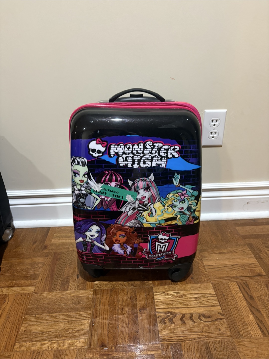 Kids Monster High Rolling Luggage Suitcase