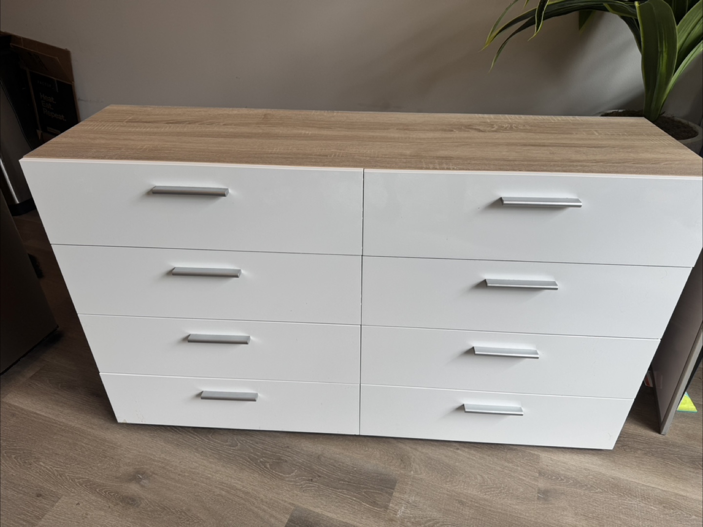 White & Oak 6-Drawer Dresser - photo 4