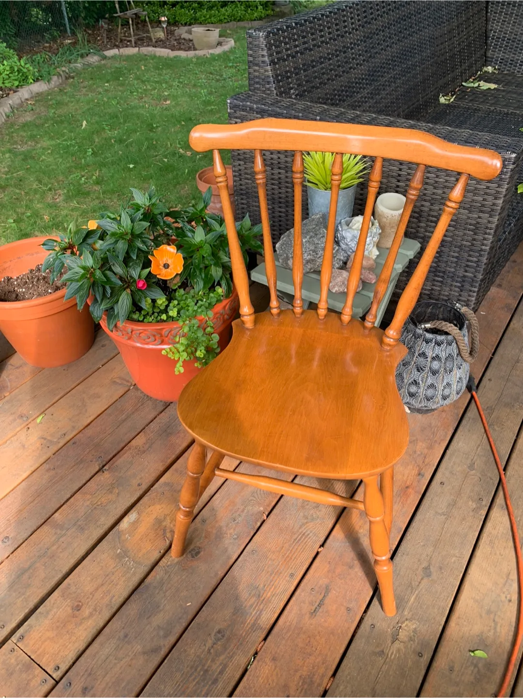 Vintage Wooden Spindle Back Dining Chair🇨🇦🍁 thumbnail