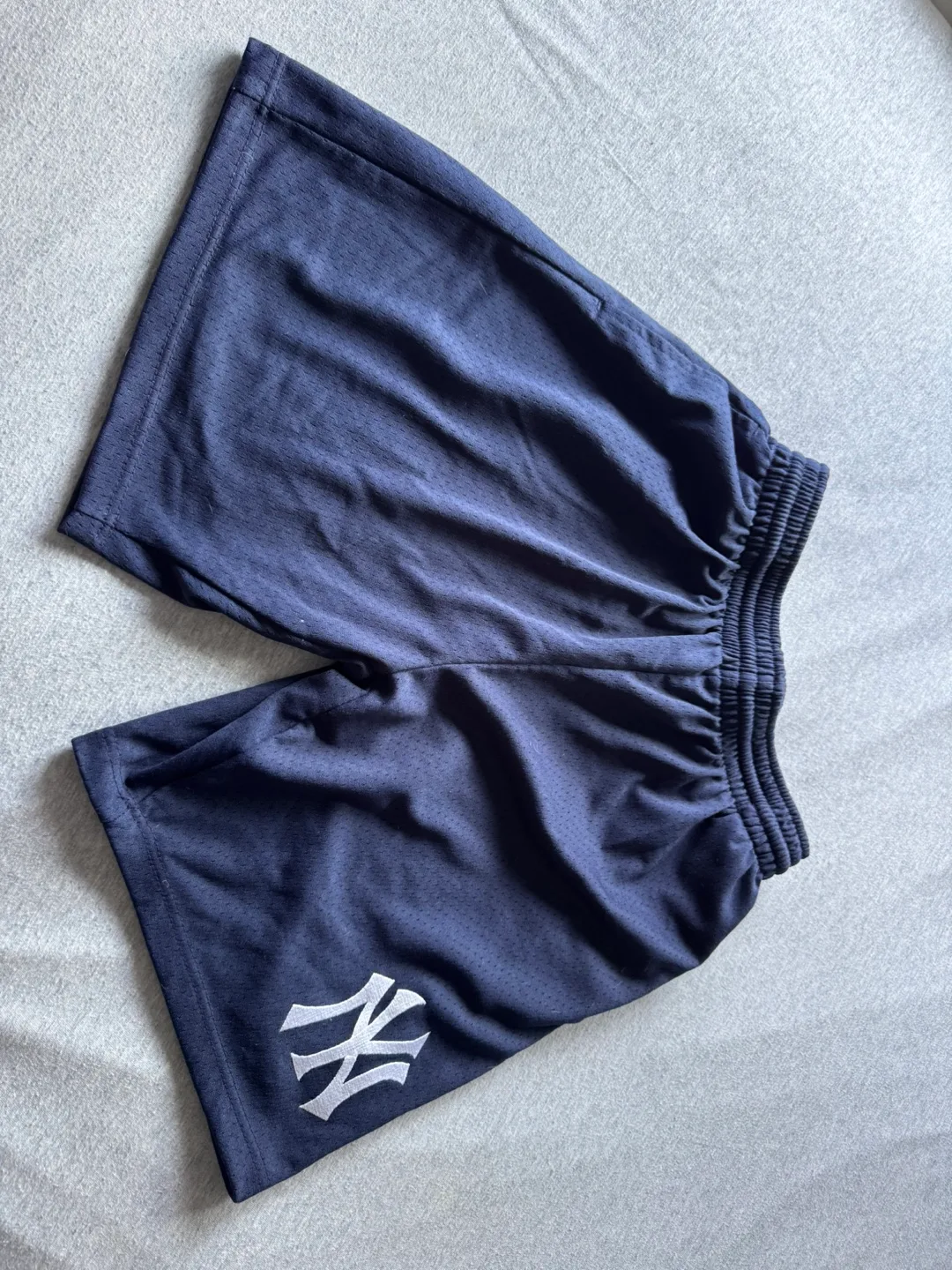 Assorted Mens Shorts - NYC Yankees & More! thumbnail