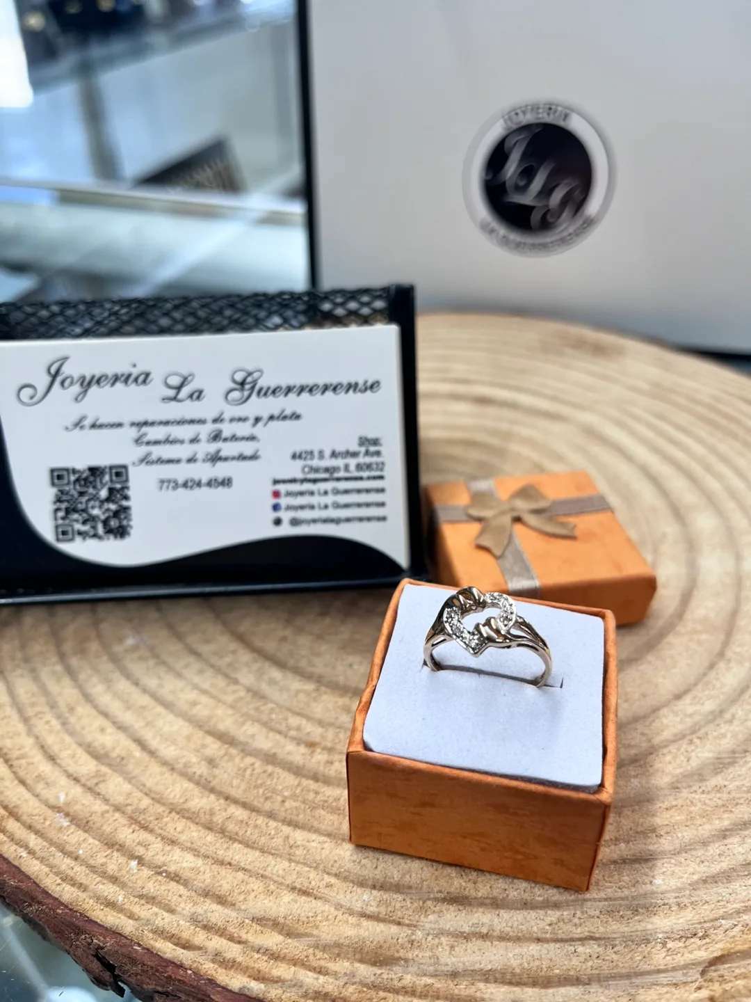 Gold real 14k Heart Ring with Diamonds image indicator(4)