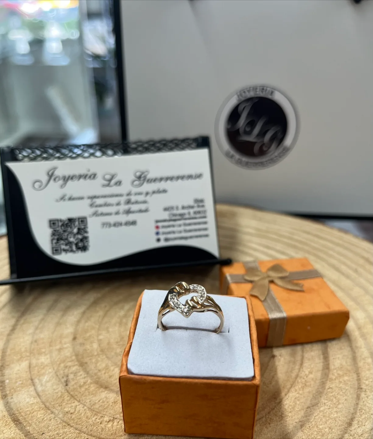 Gold real 14k Heart Ring with Diamonds image indicator(2)