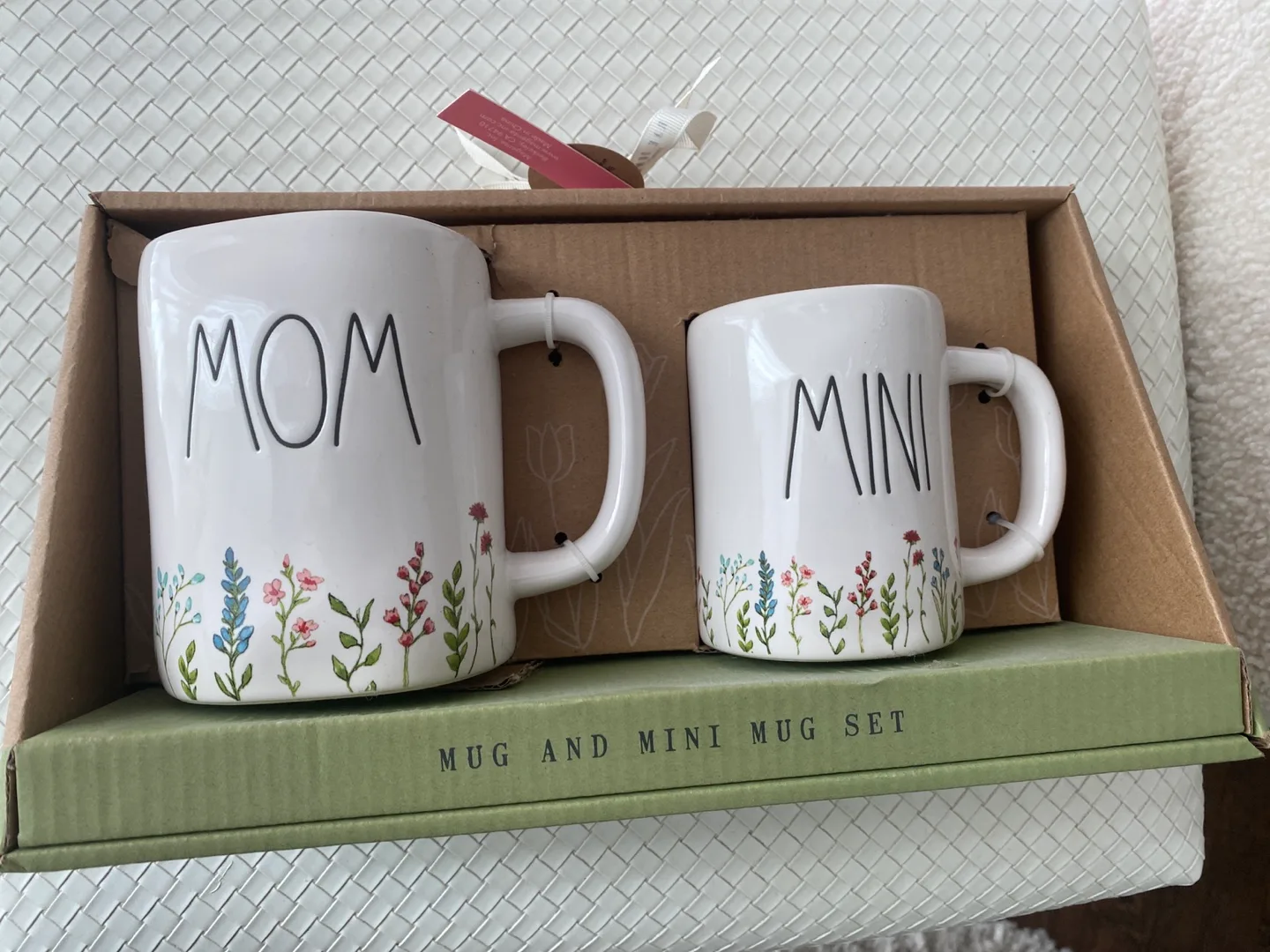 Rae Dunn Mom & Mini Mug Set thumbnail