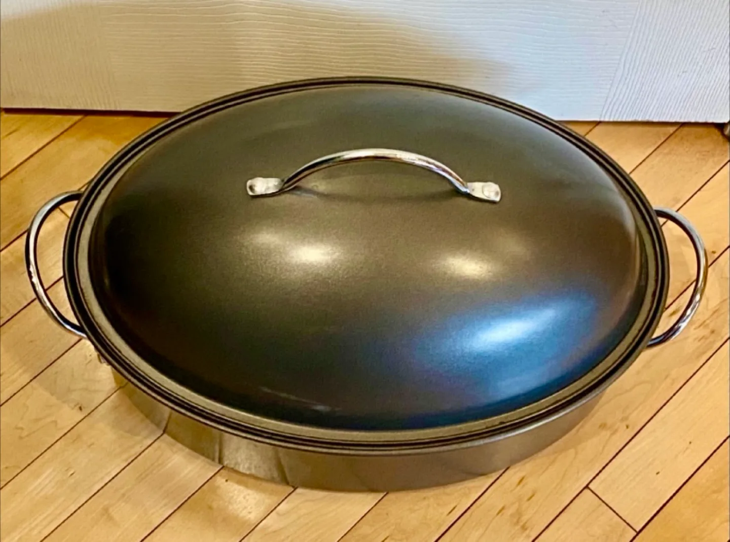 🍁 free Oval Roasting Pan with Lid thumbnail