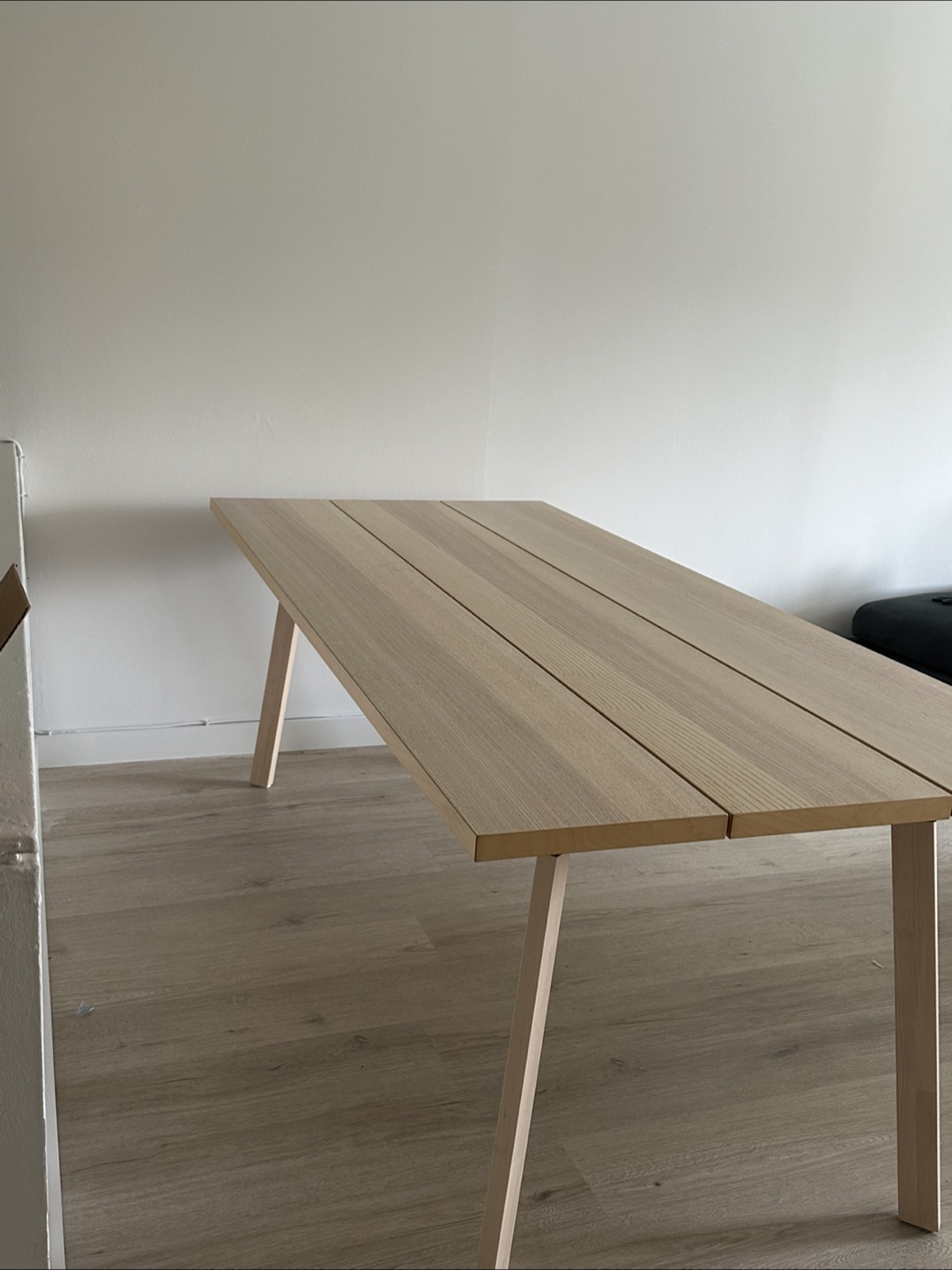 Modern Dining Table PICKUP ASAP!! - photo 3