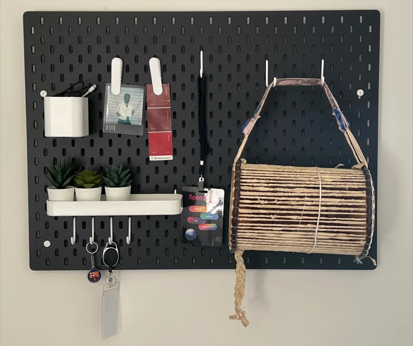 IKEA Skadis Pegboard Set (3M strip compatible!) thumbnail