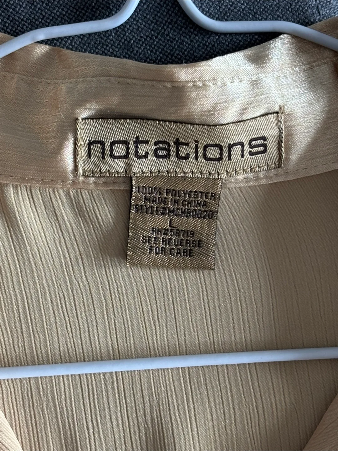 Notations Gold Blouse - Size L image indicator(3)