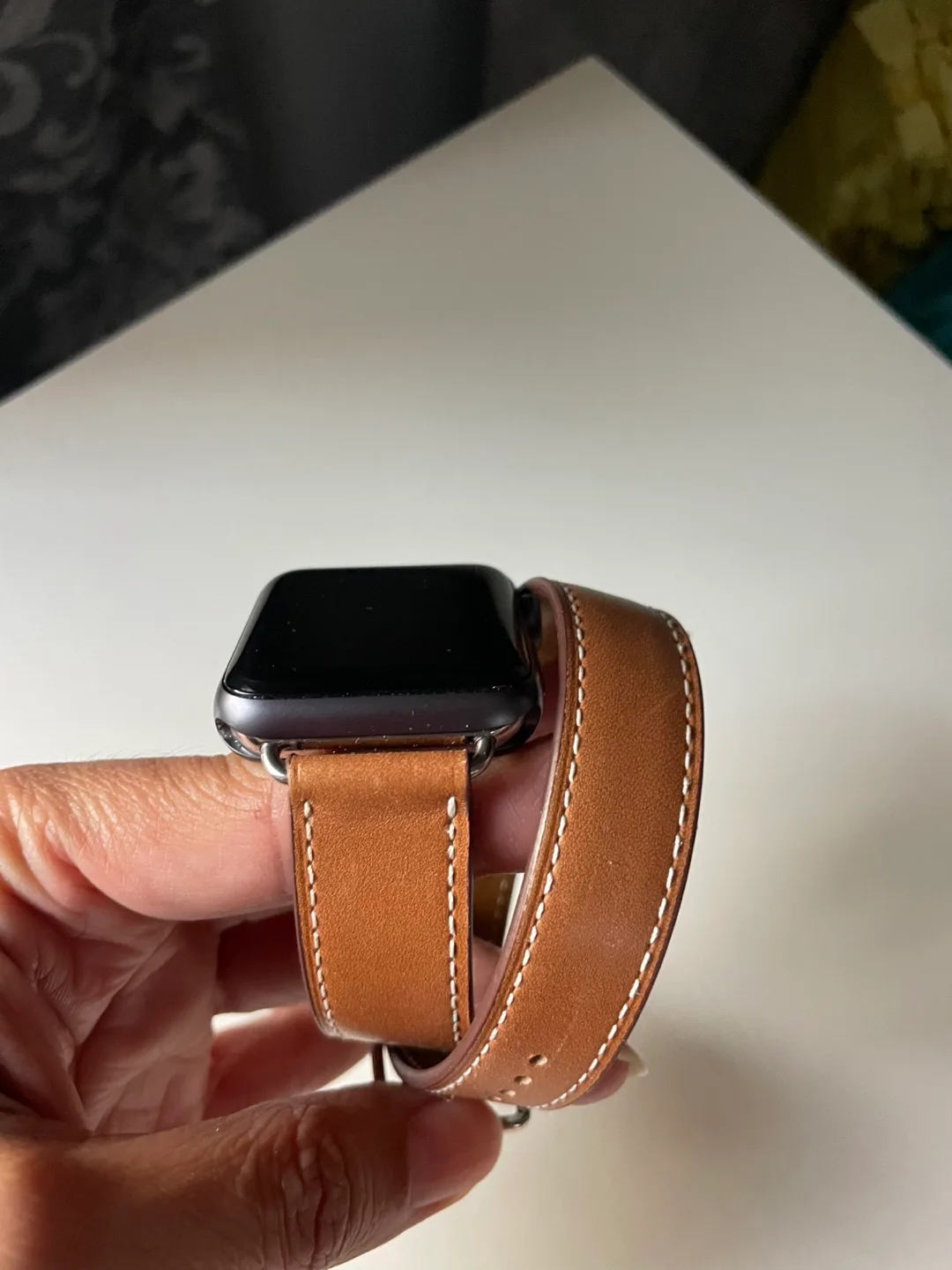 Apple Watch Tan Leather Double Tour Band thumbnail