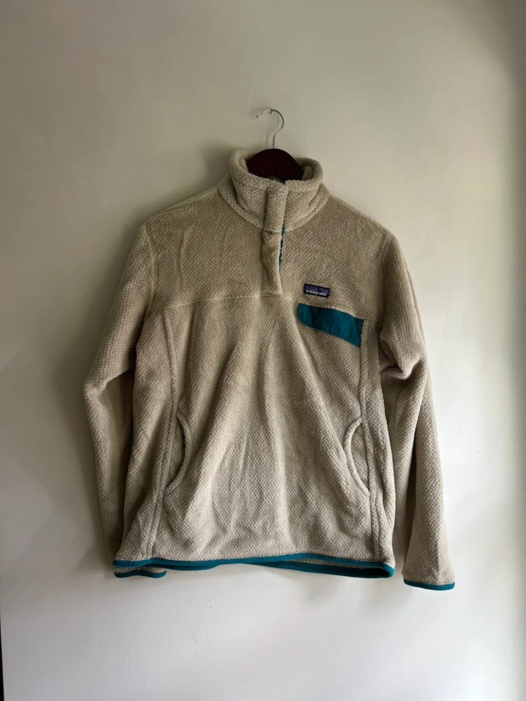Patagonia Women's L Fleece Pullover thumbnail