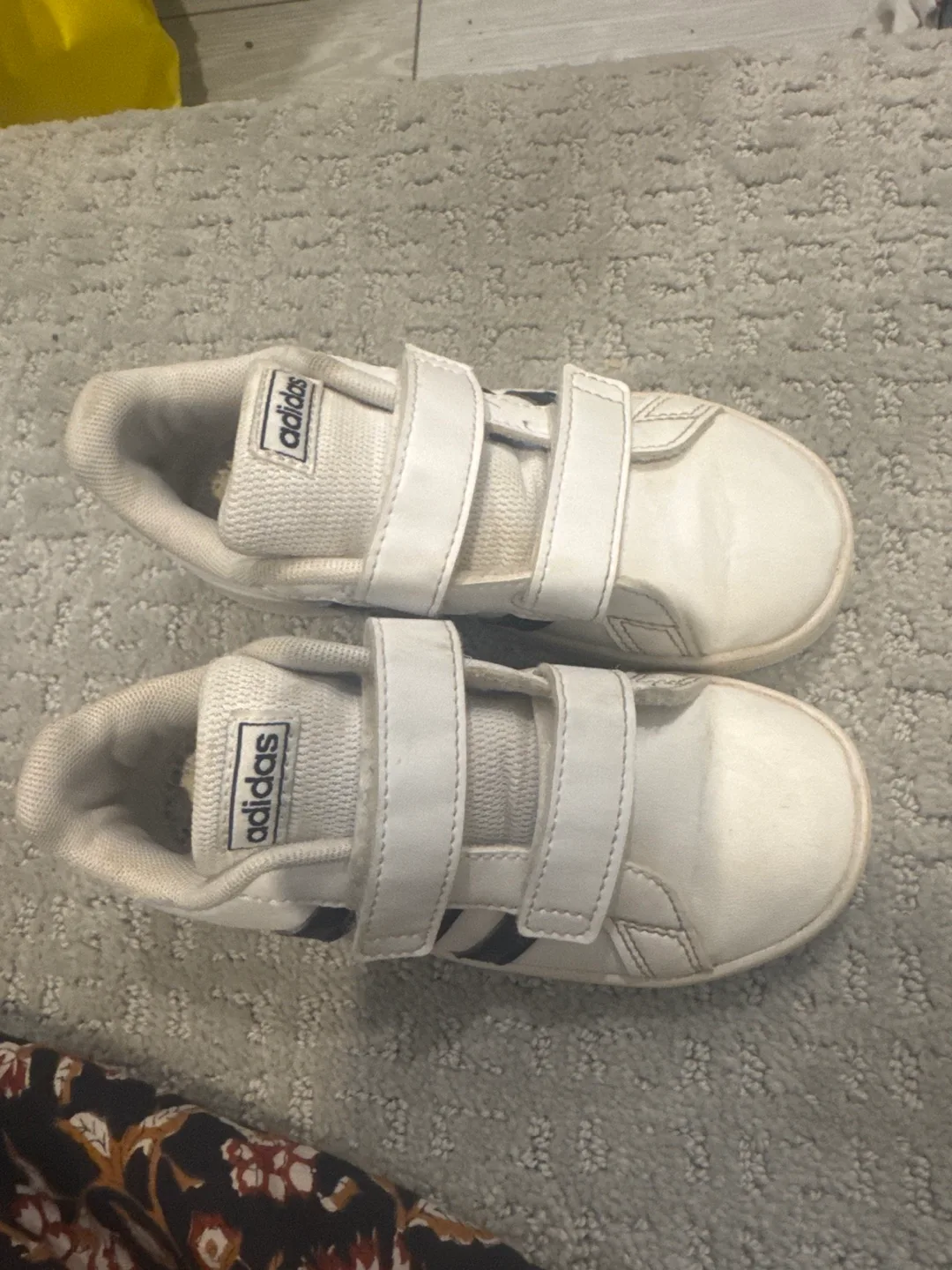 Adidas Grand Court Kids Sneakers - Size 10K thumbnail