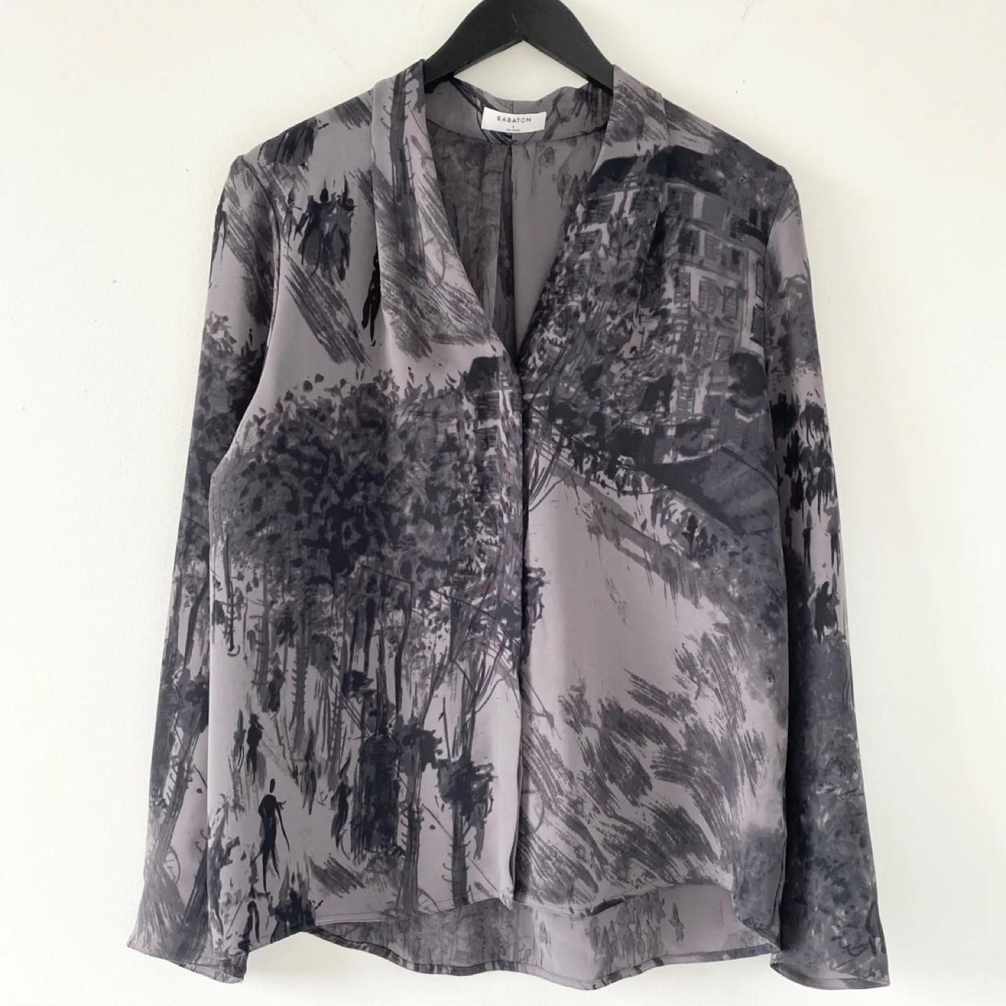 Aritzia Babaton Akira Blouse thumbnail