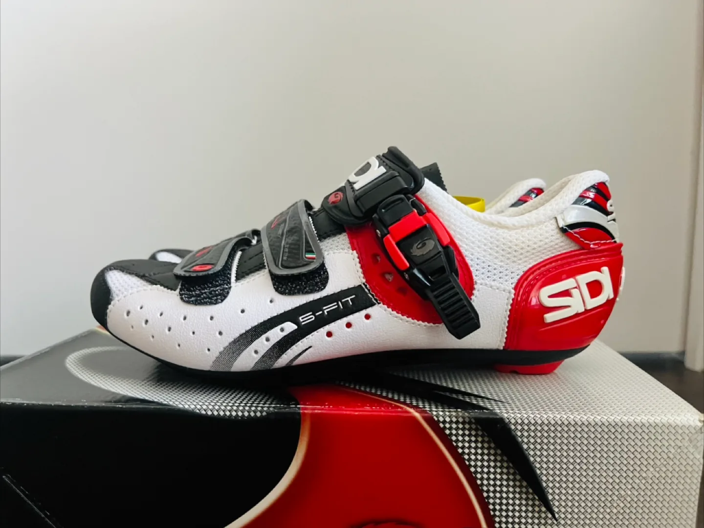 SIDI Carbon Men’s Cycling Shoes - US 8 thumbnail