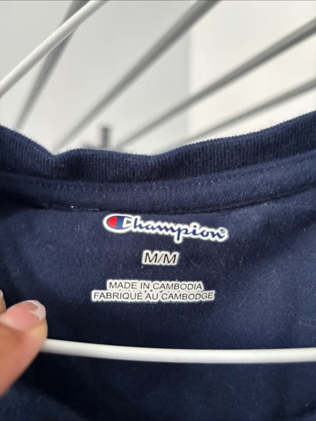 Champion T-Shirt - Size M image indicator(2)