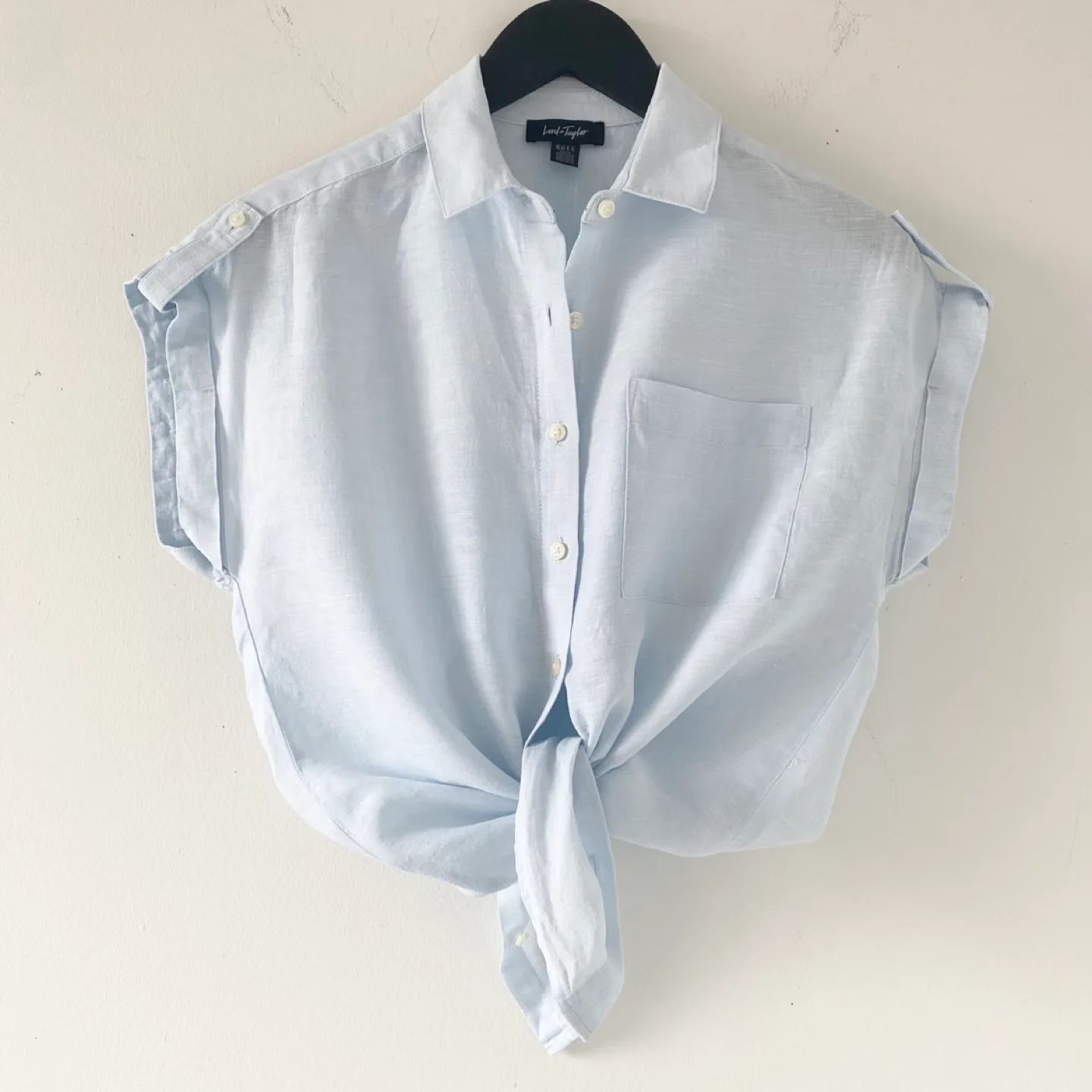 Lord & Taylor 100% Linen Sleeveless Button-Up Shirt thumbnail