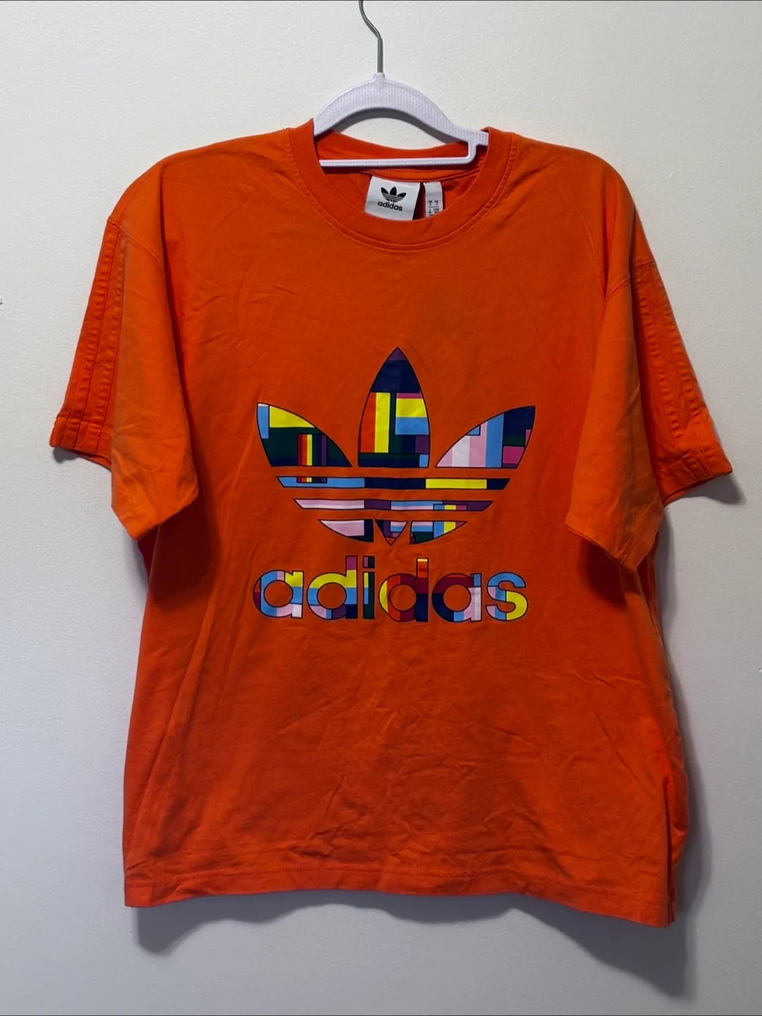 BRAND NEW Adidas Originals Flag Fill Tee  (S) thumbnail