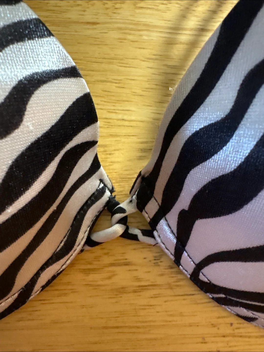 🇨🇦Zebra Print Bra 36C image indicator(2)
