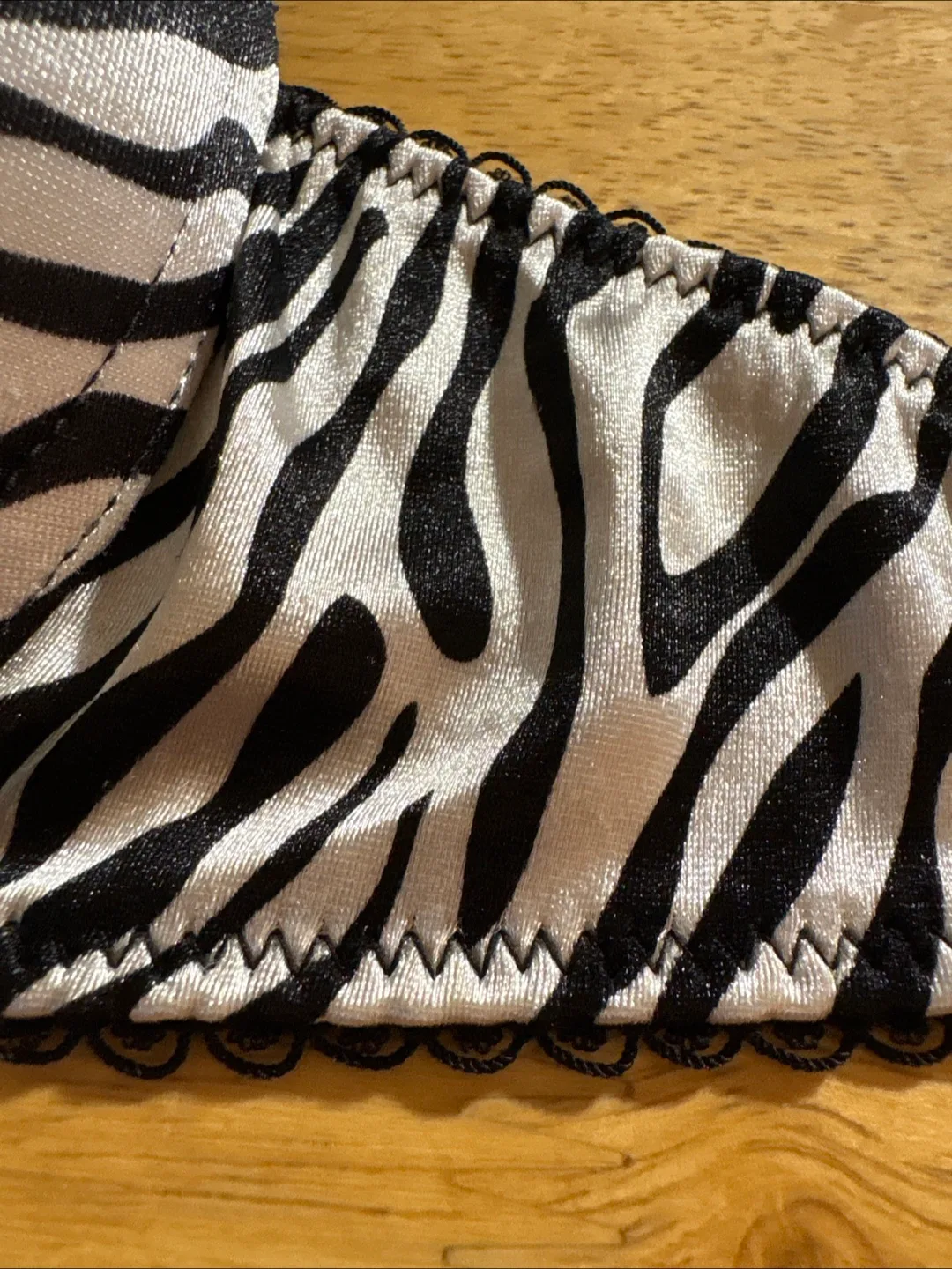 🇨🇦Zebra Print Bra 36C image indicator(3)