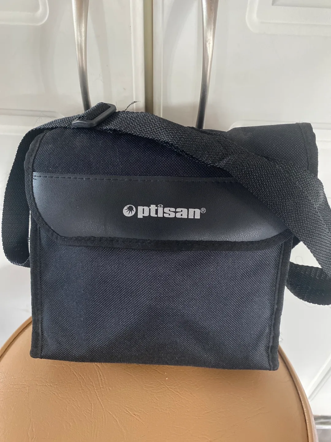 Optisan Binoculars 🇨🇦 with Carrying Case image indicator(3)