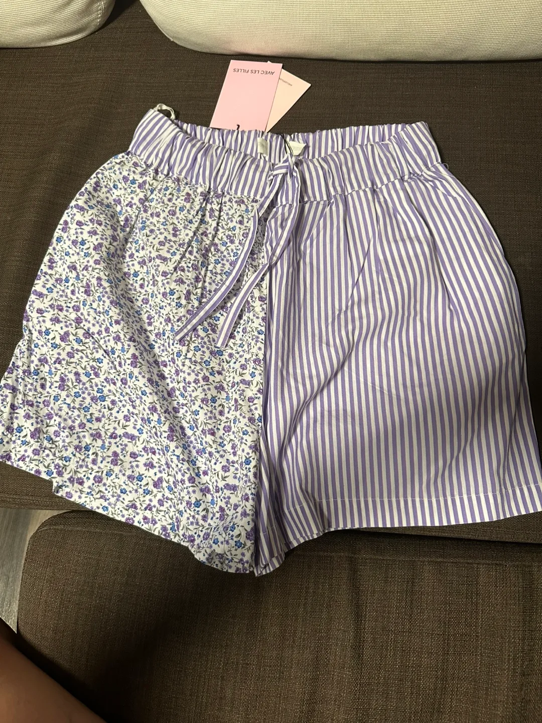 Avec Les Filles Floral & Striped Shorts image indicator(3)