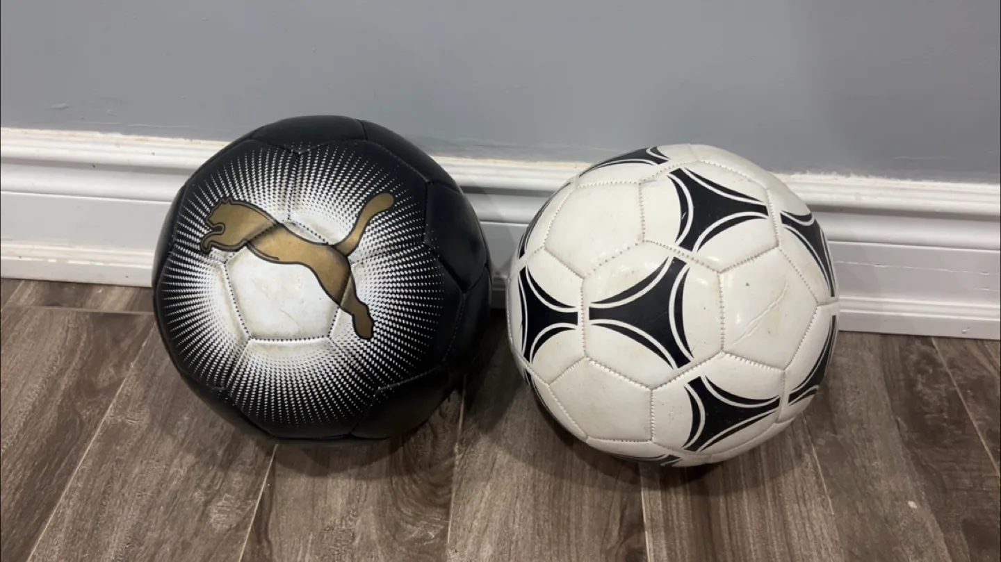 Puma & Unbranded Soccer Balls thumbnail