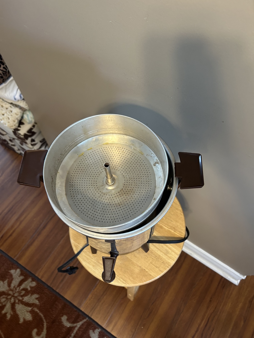 Nesco 32-Cup Automatic Perk Coffee Maker - photo 3