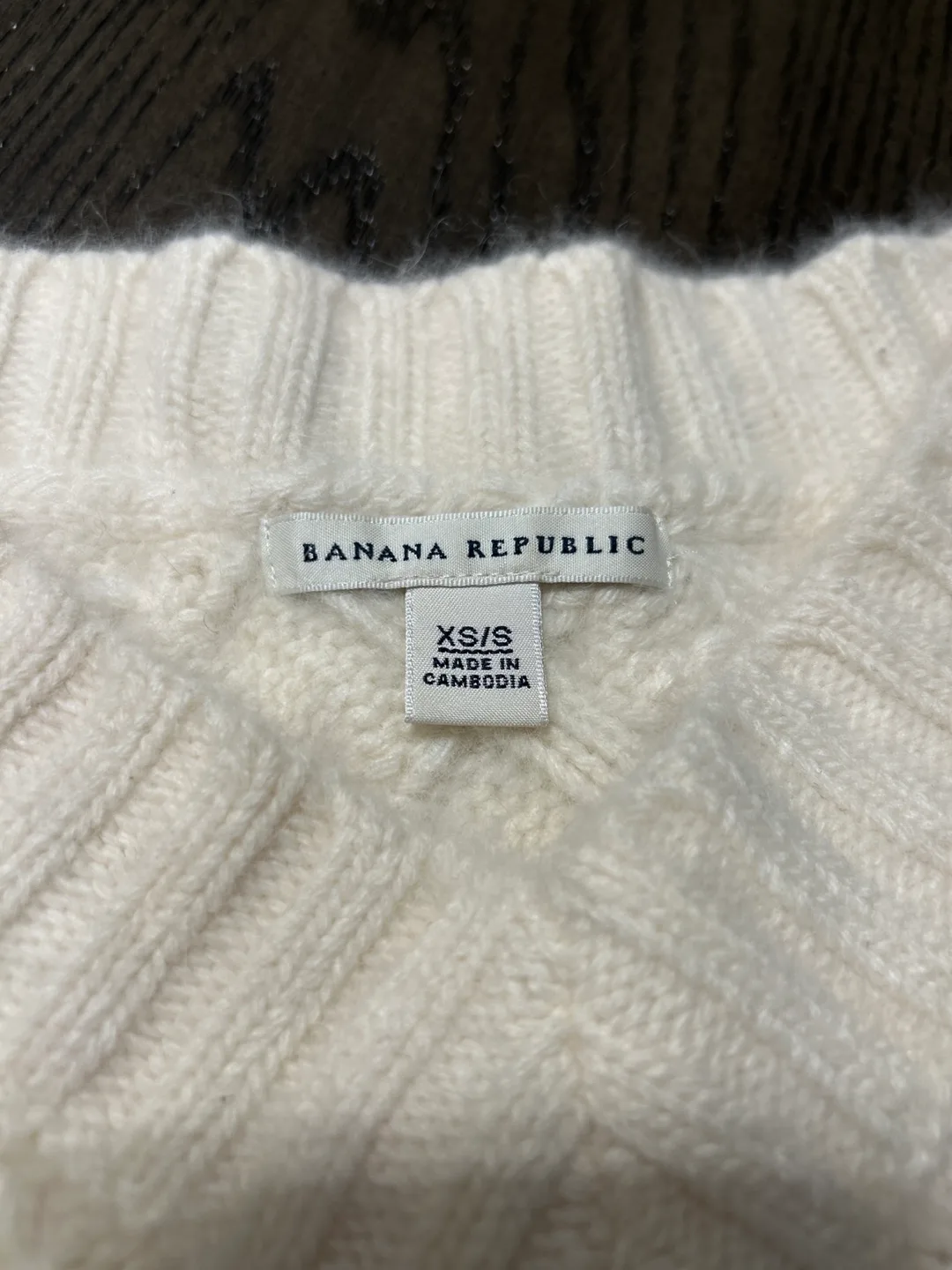 Banana Republic XS/S Cream Poncho image indicator(2)