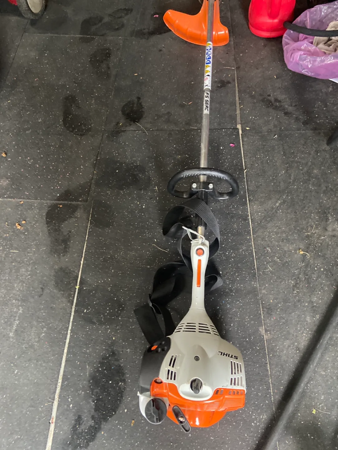 Stihl FS 56 RC String Trimmer image indicator(2)