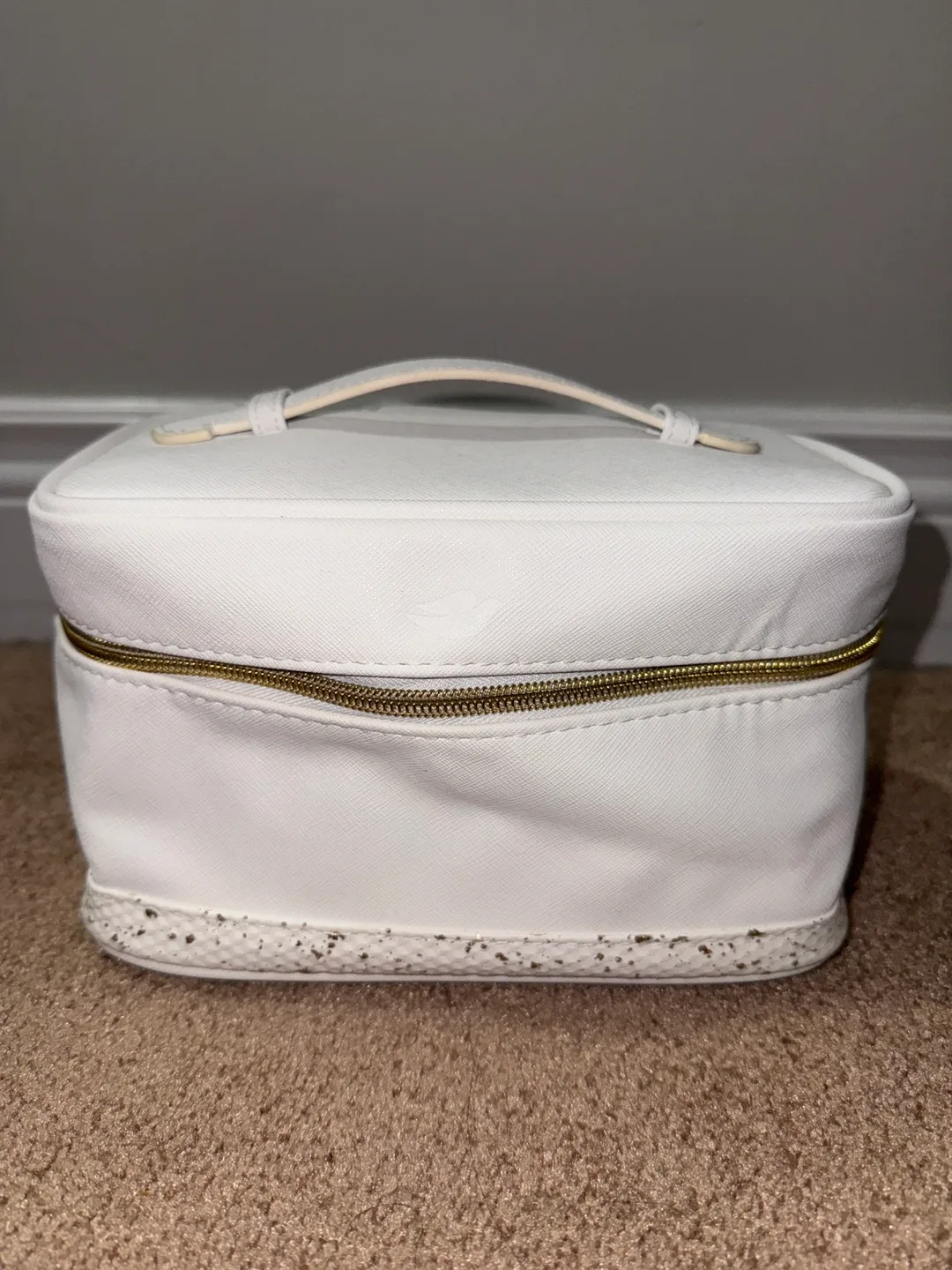 White Cosmetic/Travel Bag thumbnail