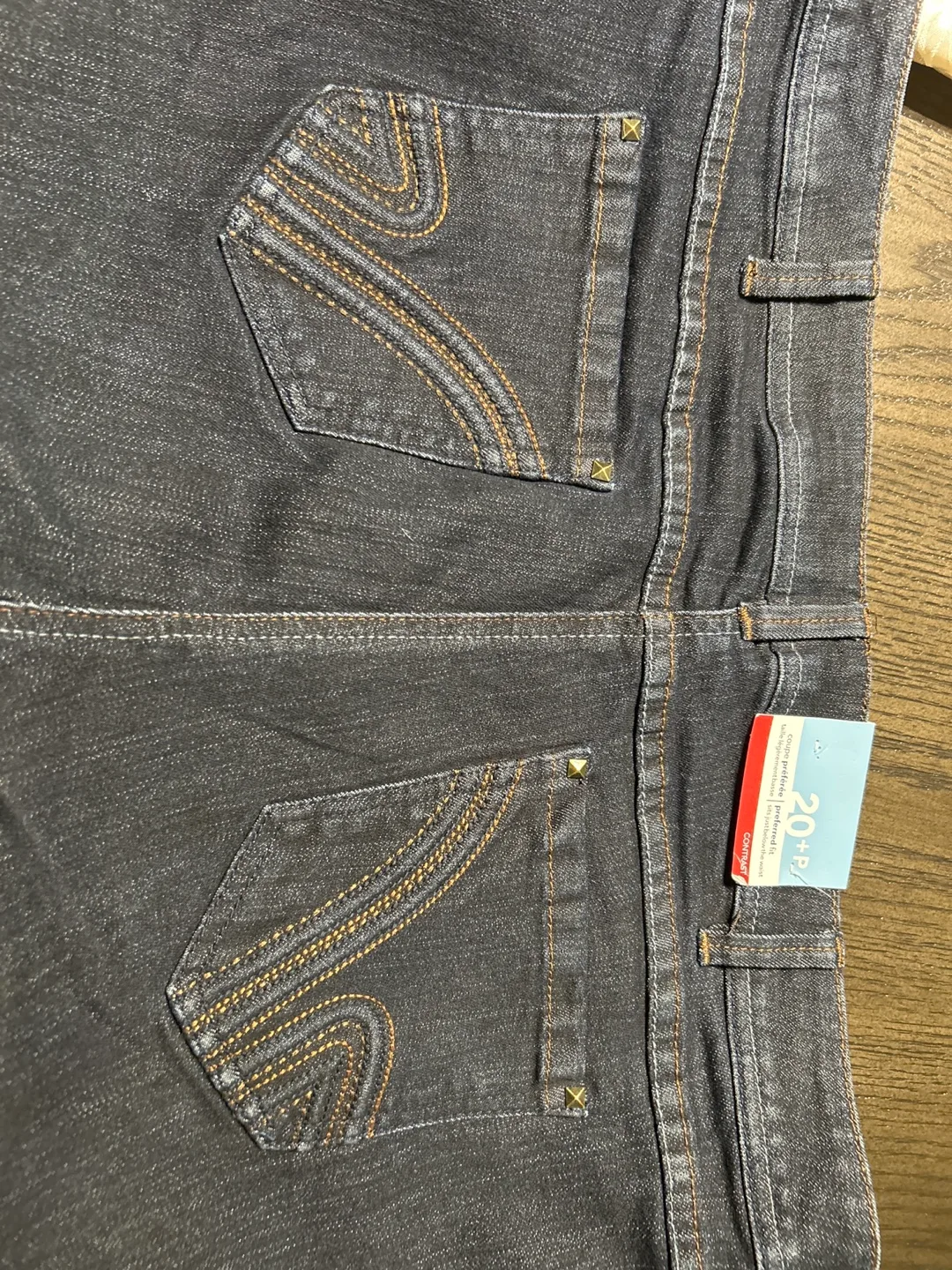 Reitmans Contrast Plus Petite 20P Jeans image indicator(3)