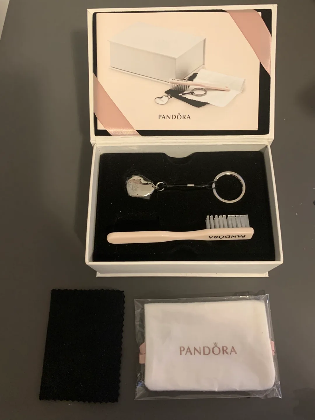Pandora Jewellery Cleaning Kit thumbnail