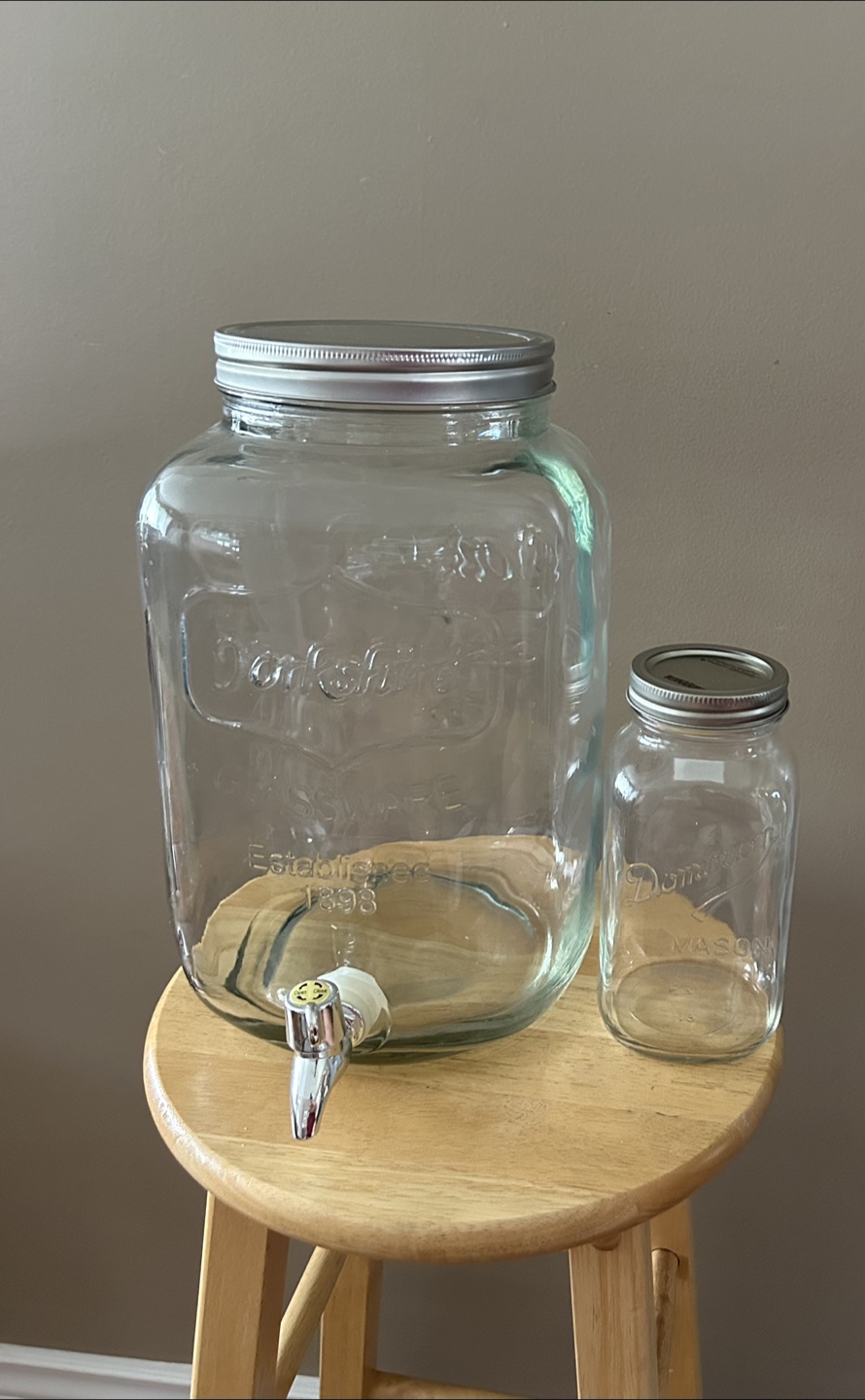 Yorkshire Glass Beverage Dispenser - photo 2