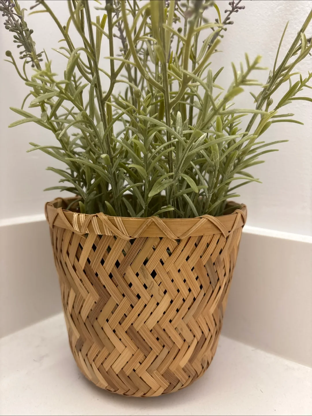 Artificial Lavender in IKEA Klynnon Basket 🇨🇦 image indicator(2)