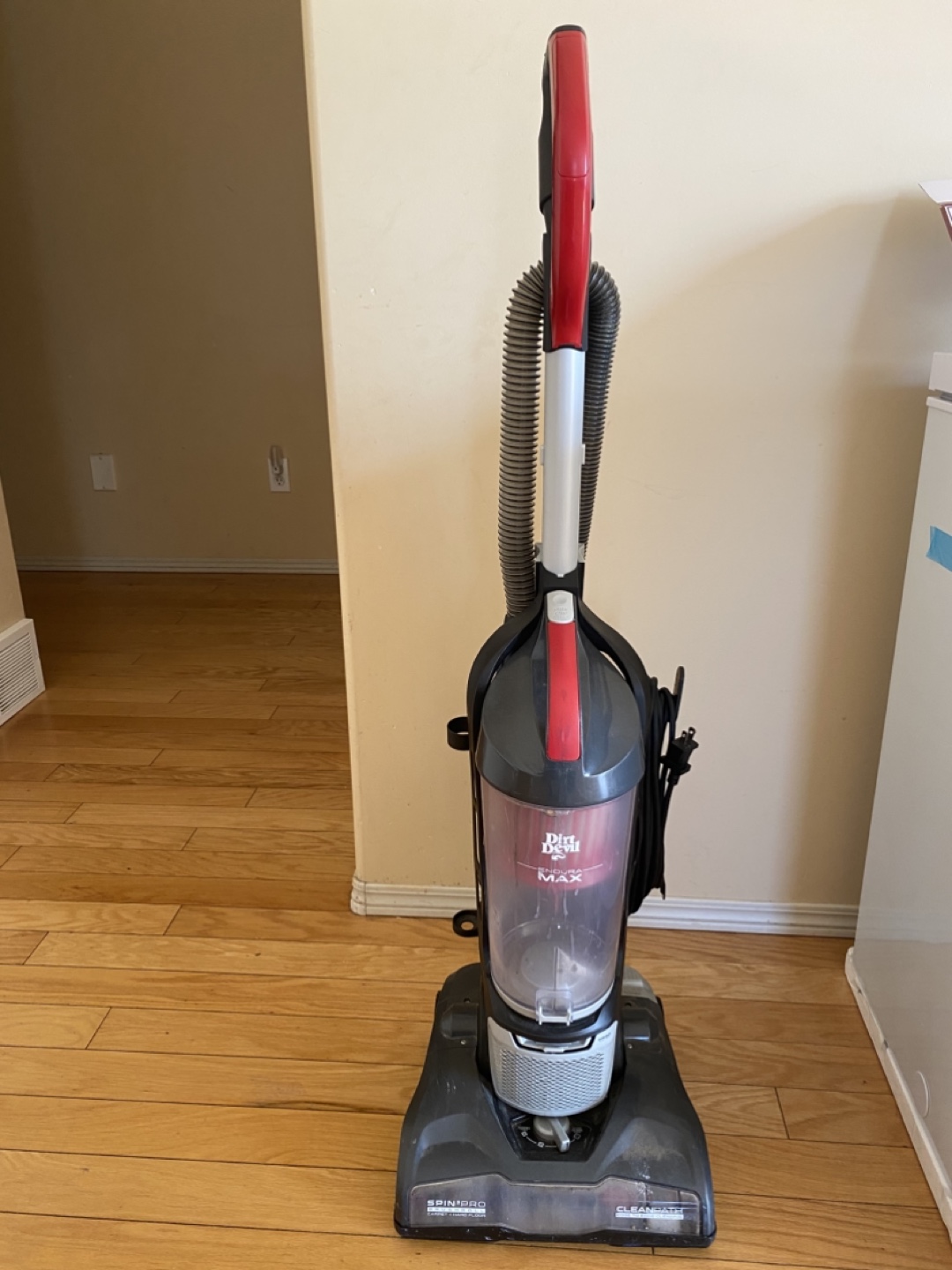 Dirt Devil Max Spin Pro Vacuum
