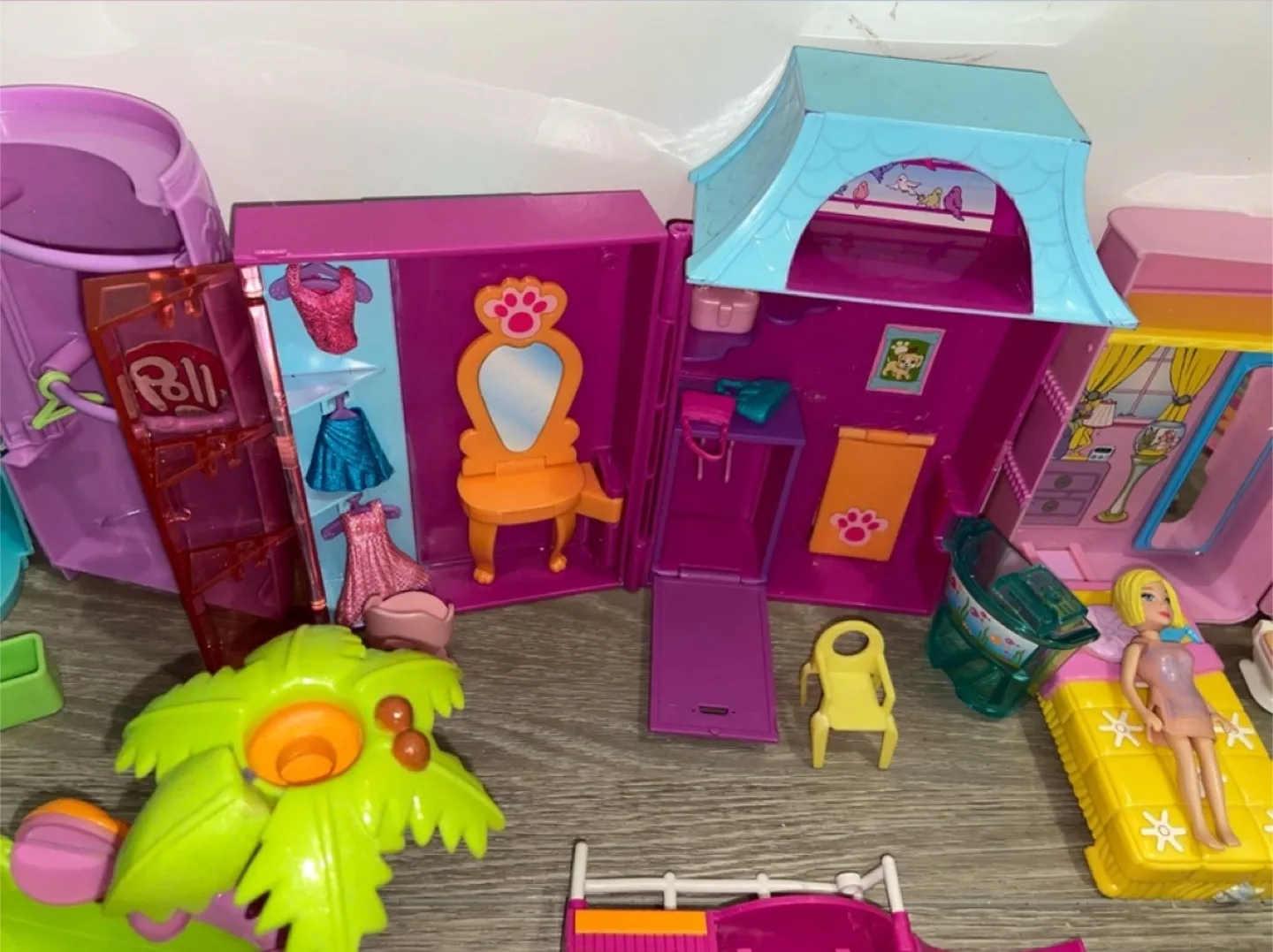 Polly Pocket Playset Lot with Dolls & Accessories image indicator(3)