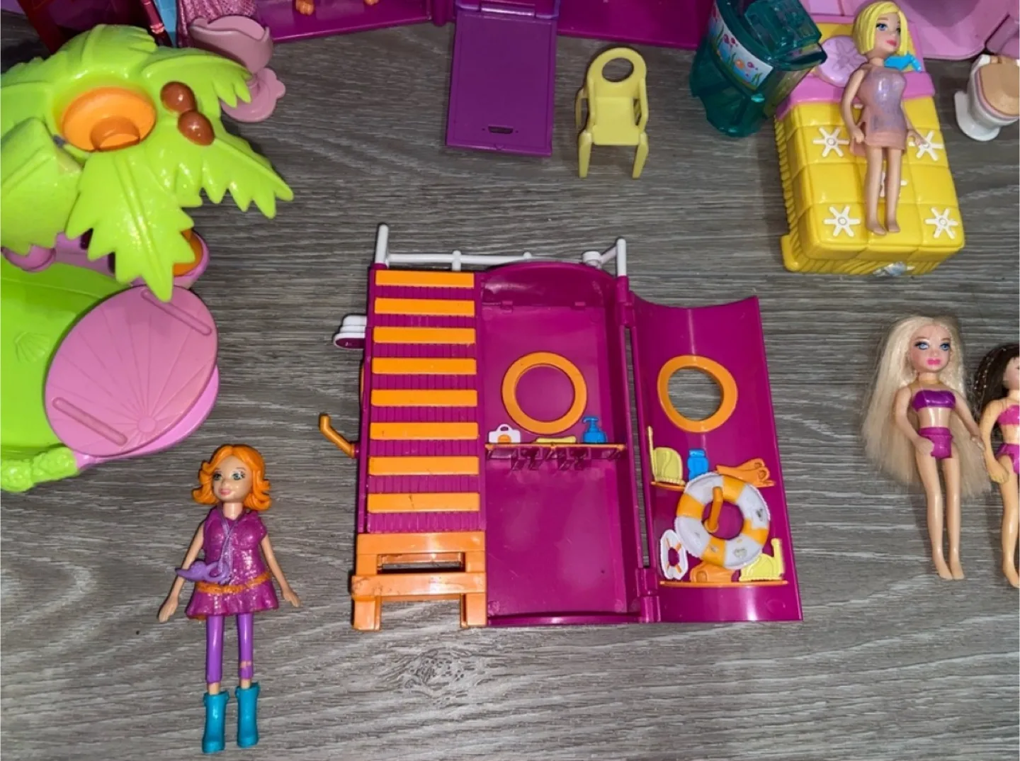 Polly Pocket Playset Lot with Dolls & Accessories image indicator(4)