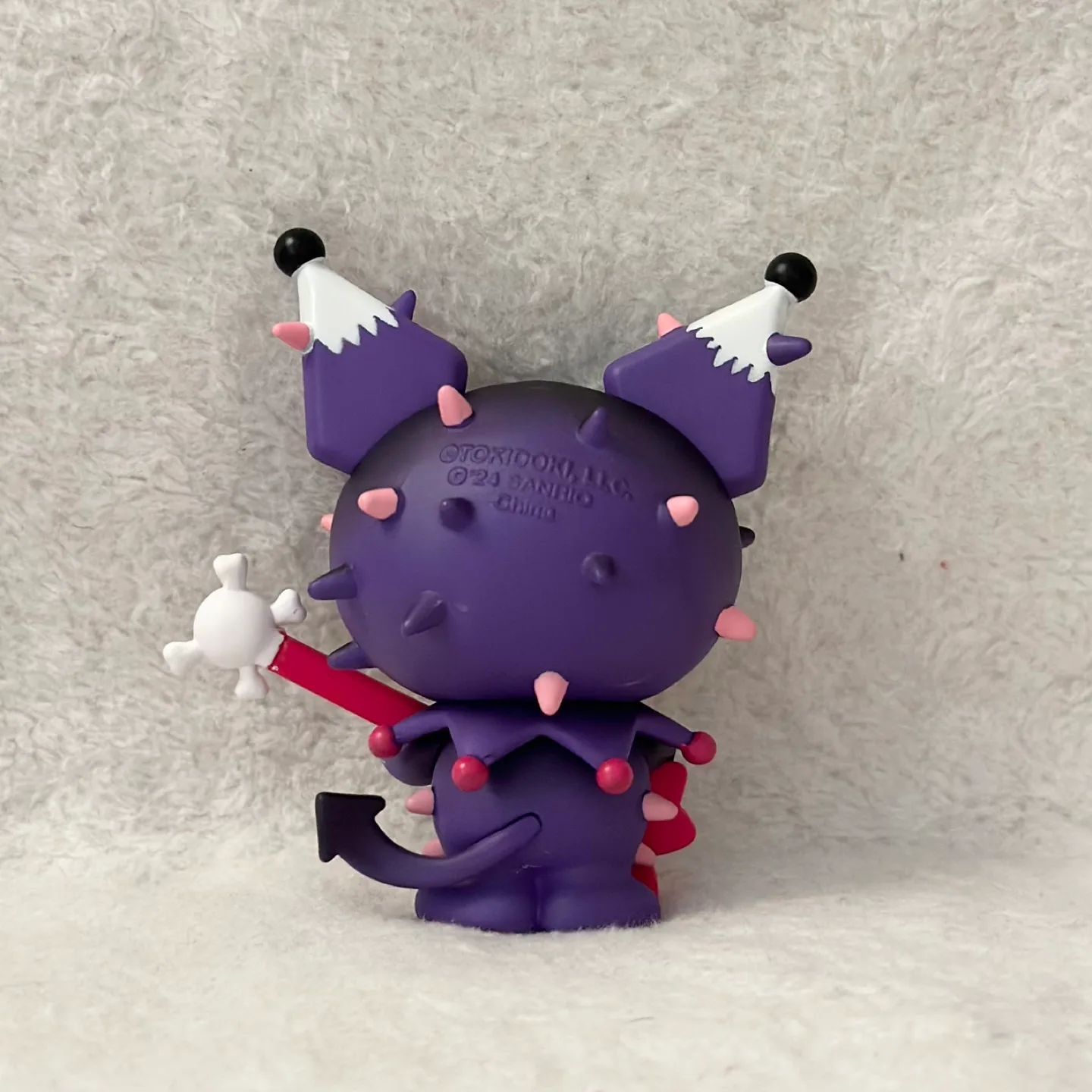 Tokidoki Hello Kitty figurine blind box- Kuromi playing guitar image indicator(3)