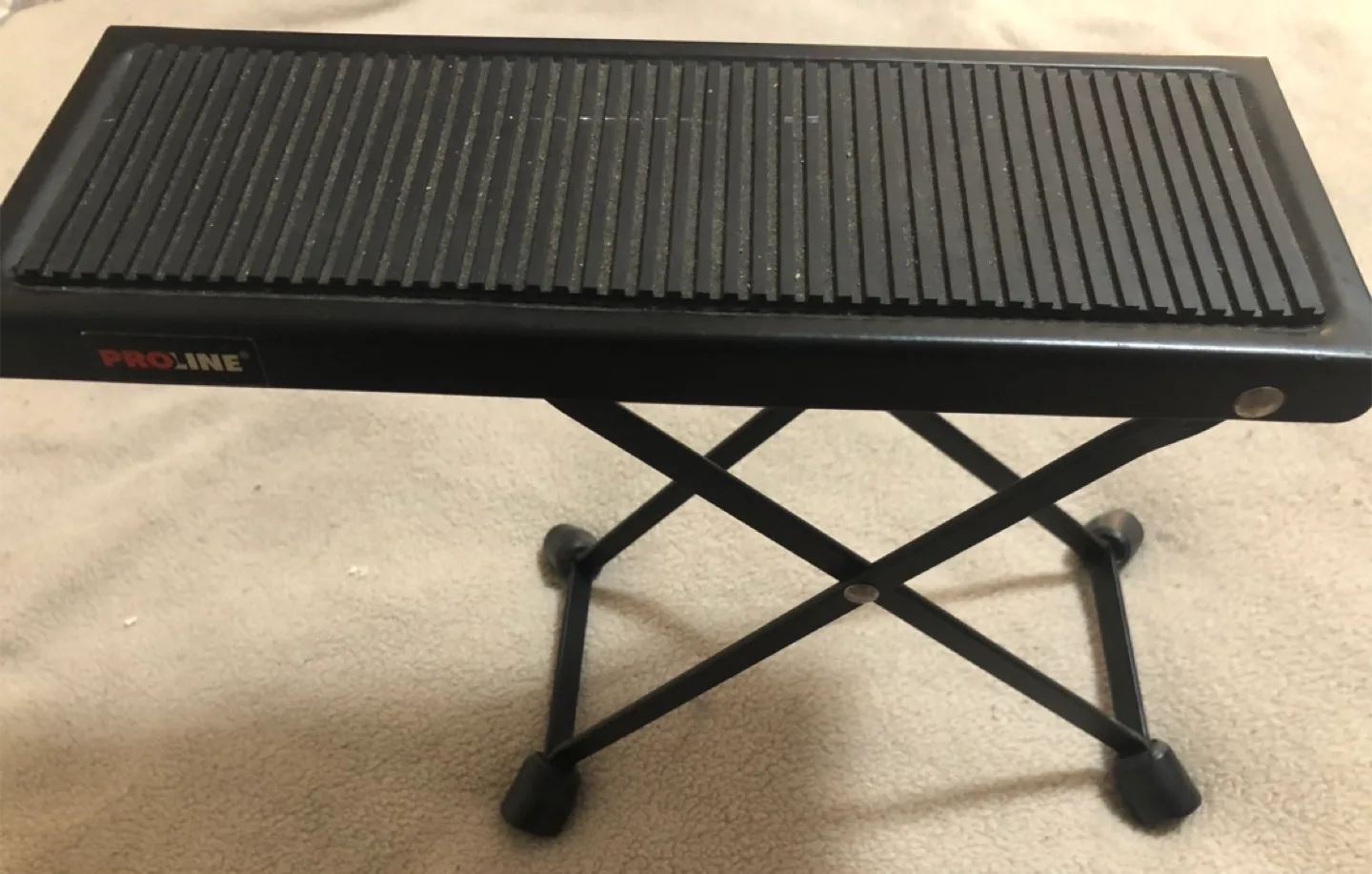 Proline Adjustable Foot Stool for Guitar thumbnail
