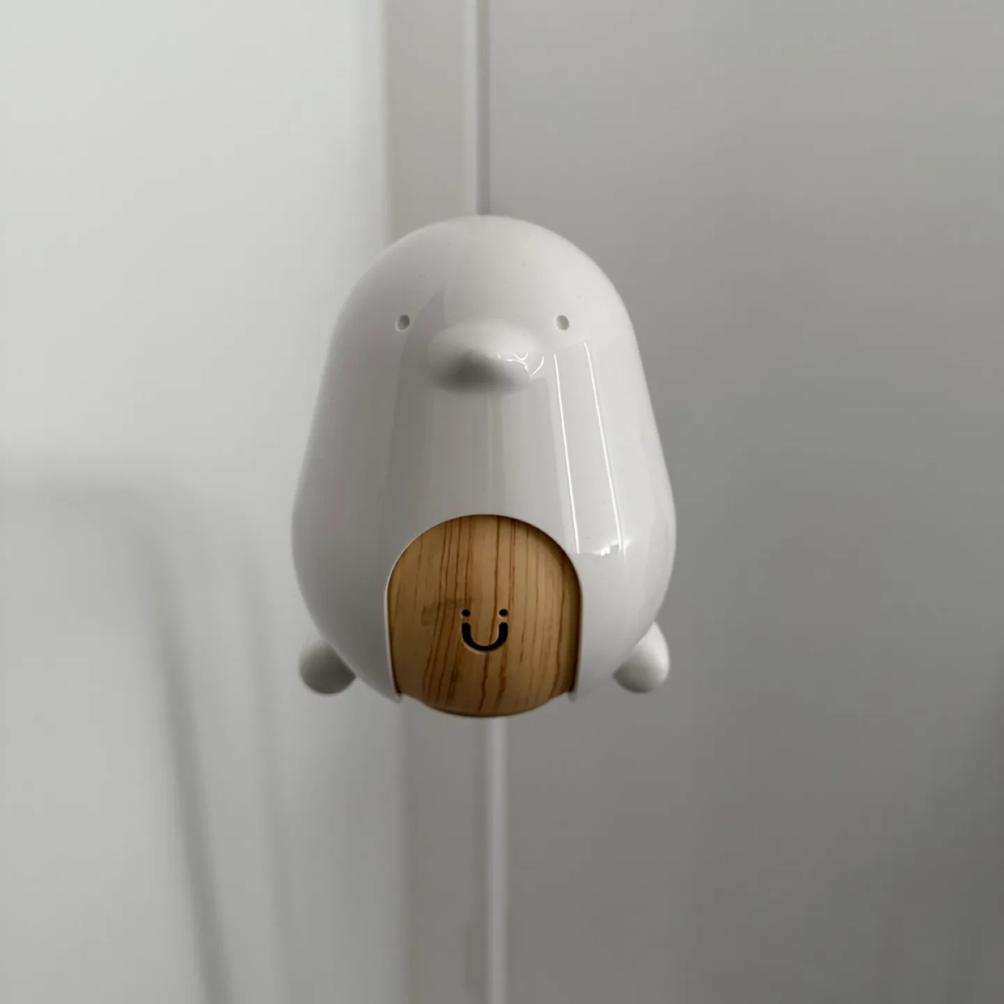Cubo Ai Plus Baby Monitor with 3 Stands thumbnail