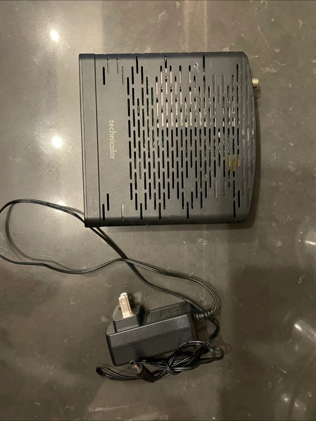 Technicolor TC4350 Modem thumbnail