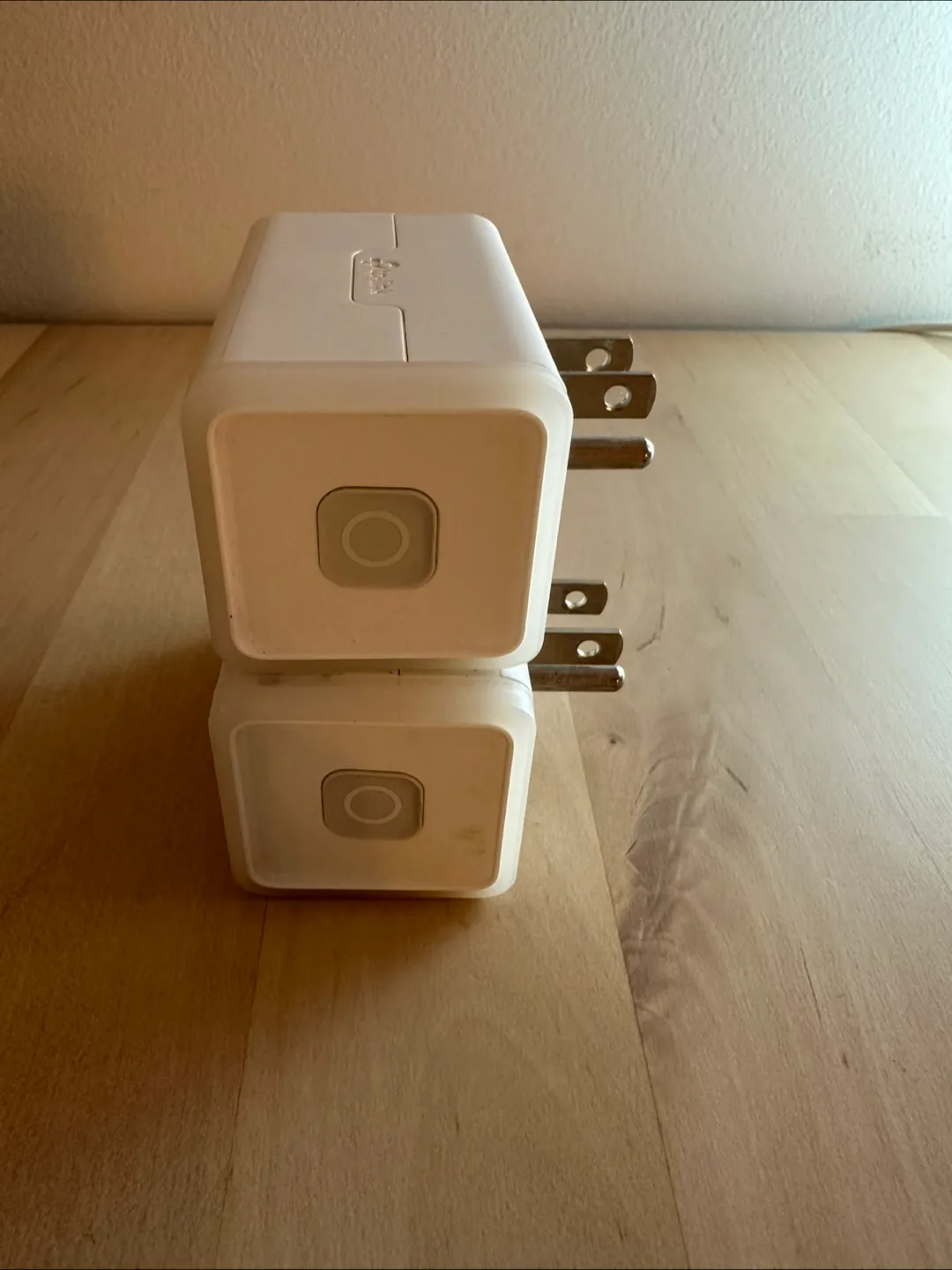 TP-Link HS105 V2 Smart Wi-Fi Plug Lite thumbnail
