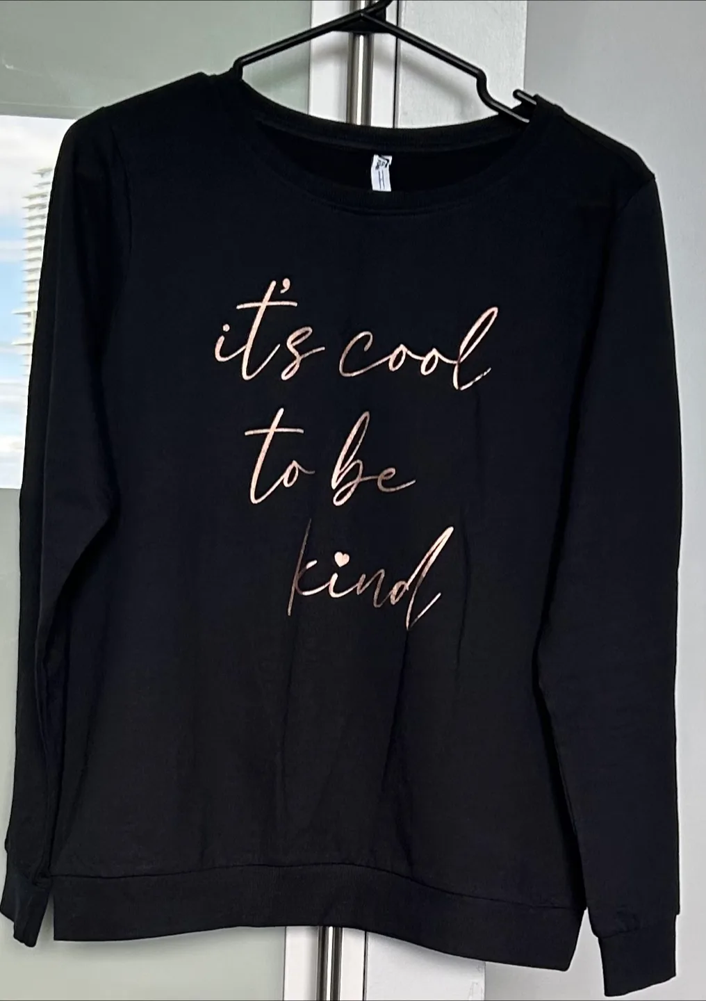 Fame Forever Black Sweatshirt - Size L thumbnail