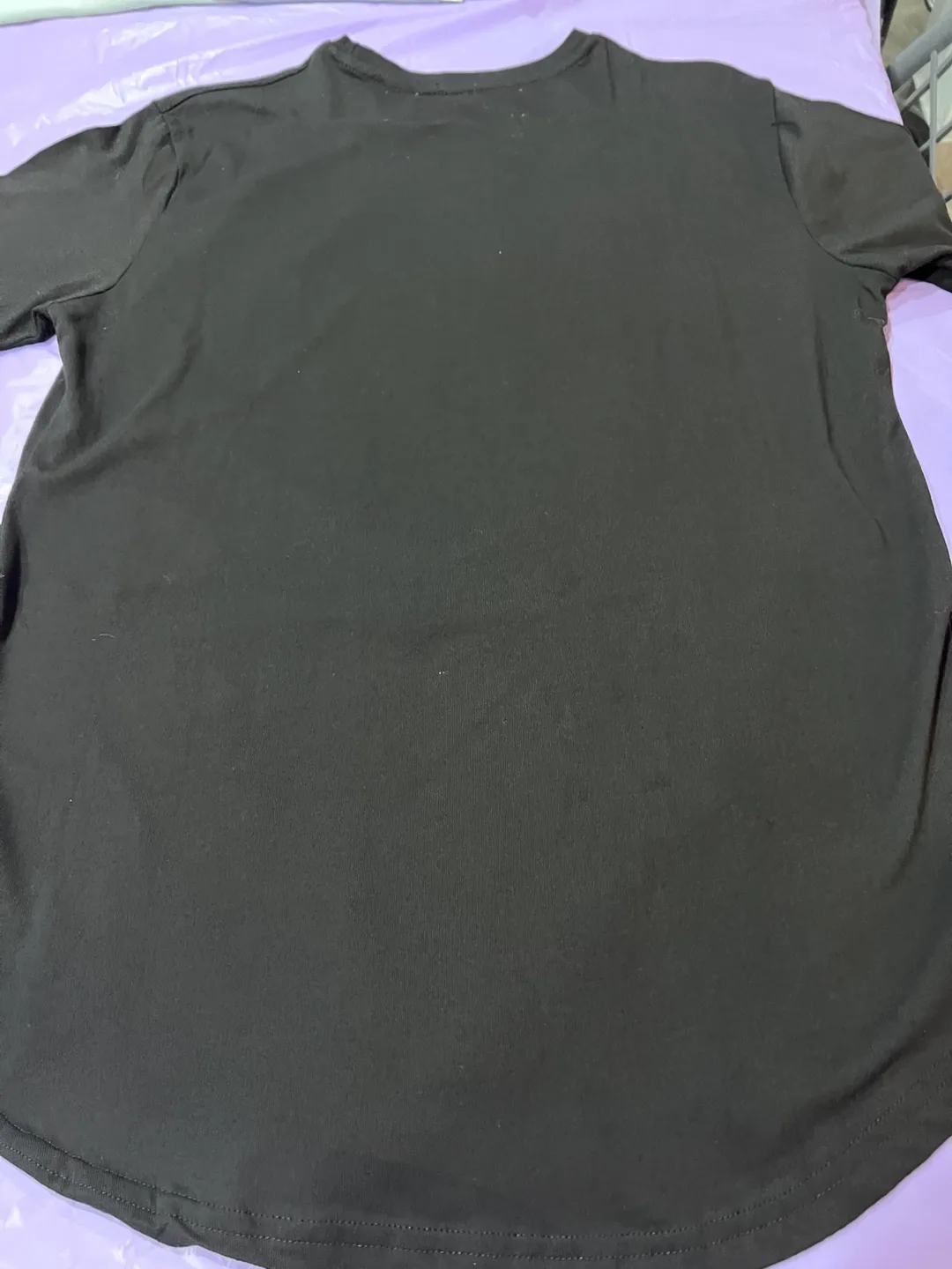 Black T-Shirt with Tiger Design image indicator(5)